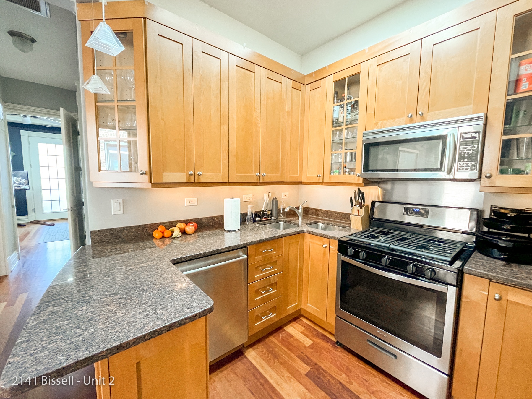 2141 N. Bissell St 2141 N. Bissell St, Chicago, IL 60614 Lincoln Park - Leasing by Cross Street