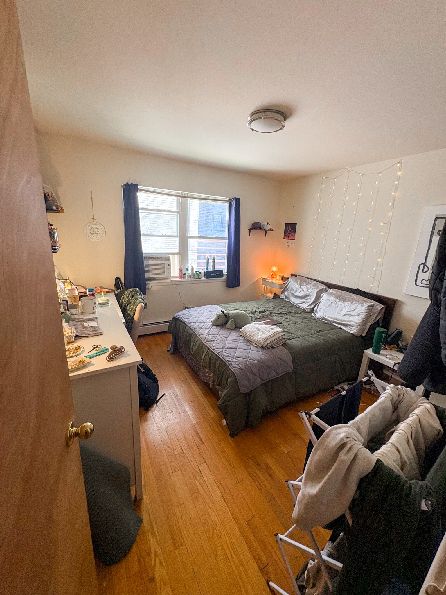 2146 Sherman Ave. 2146 Sherman Ave., Evanston, IL 60201 Evanston - Leasing by Cross Street