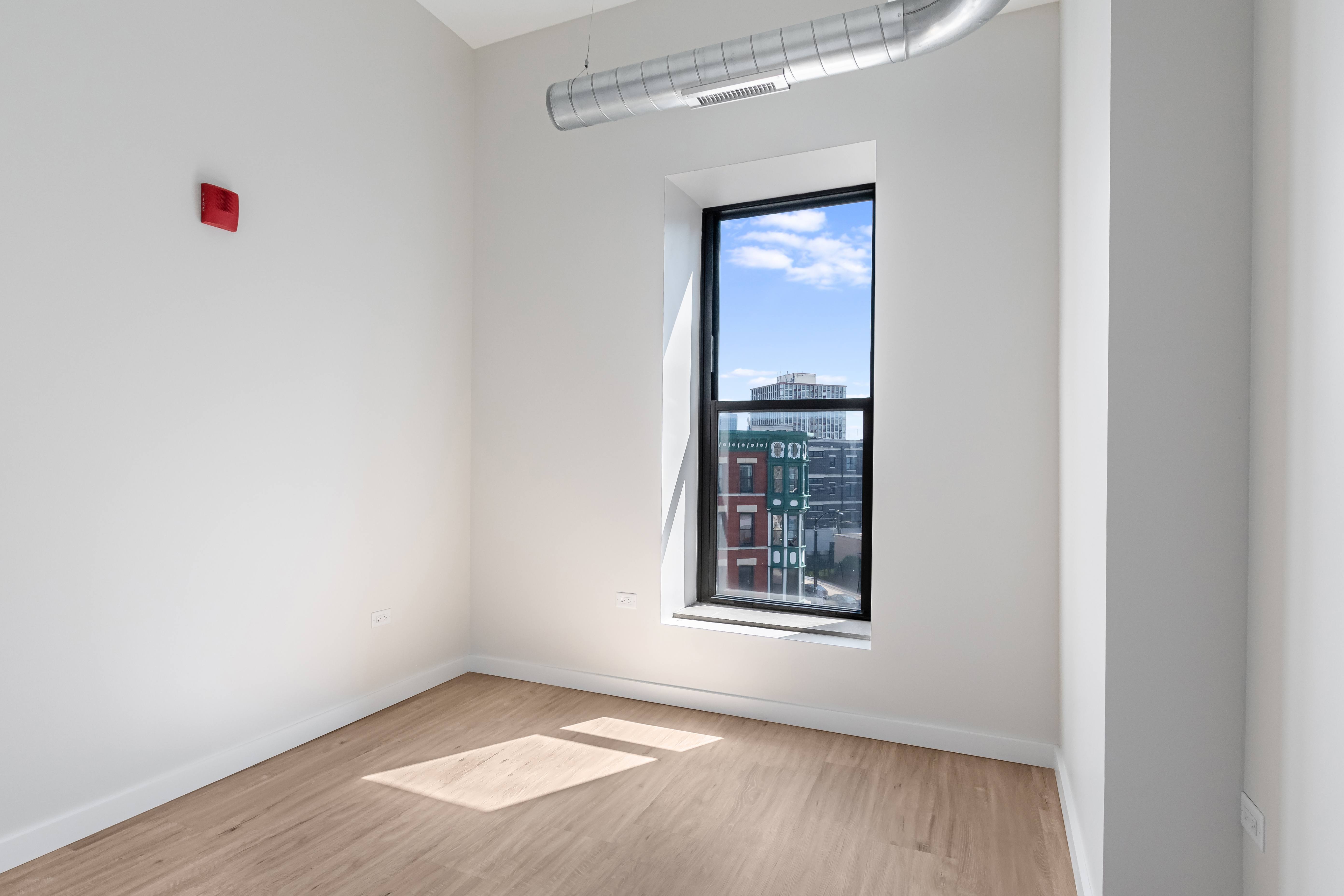 805 N. Milwaukee 805 N. Milwaukee Ave., Chicago 60642 River West - Leasing by Cross Street