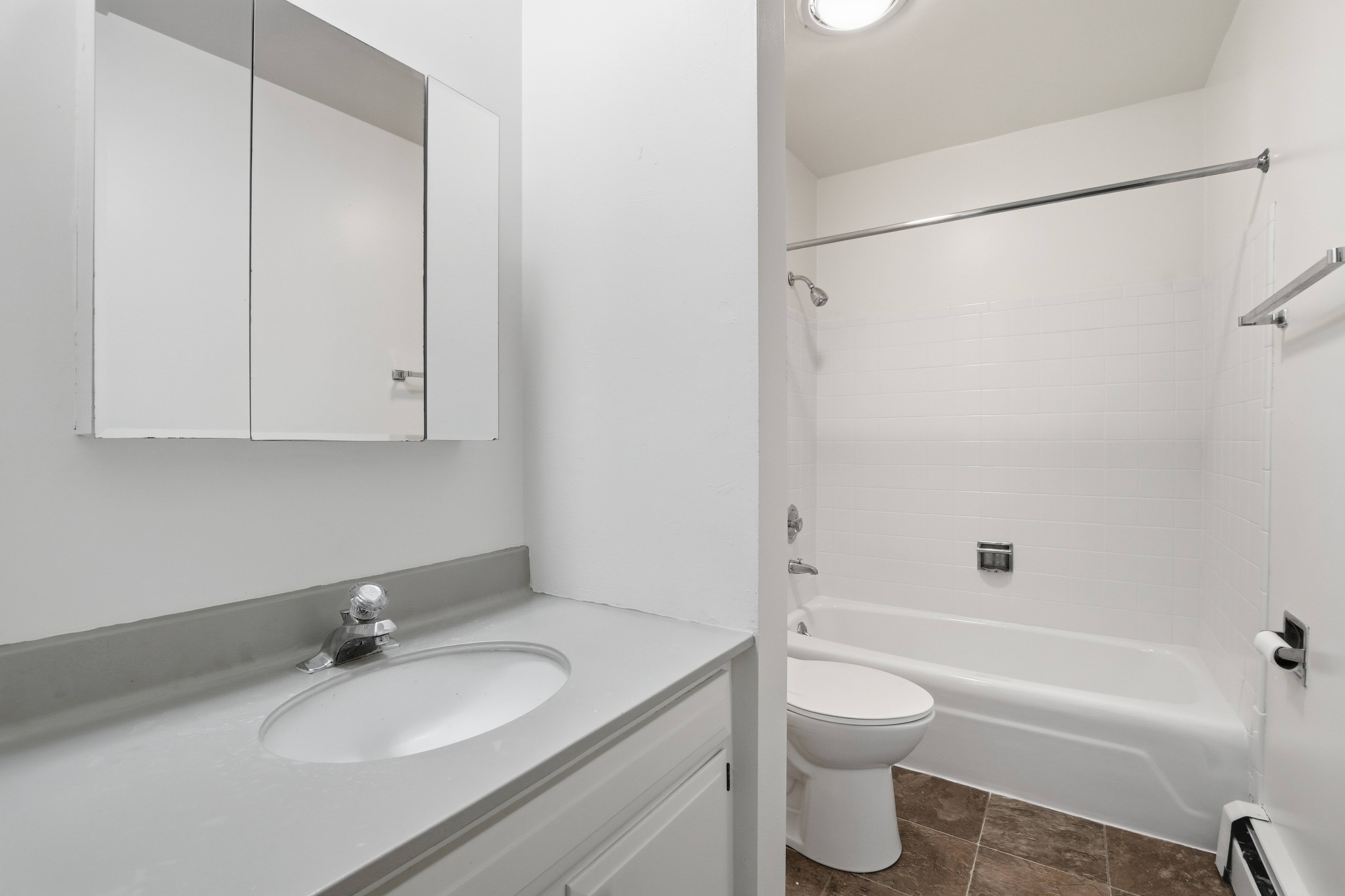 Buffalo Creek 70 S Buffalo Grove Rd, IL 60089