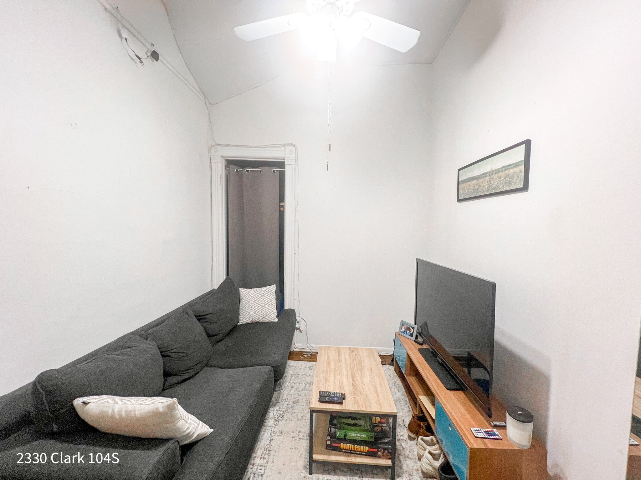2330 N. Clark St. 2330 N. Clark St., Chicago, IL 60614 Lincoln Park - Leasing by Cross Street