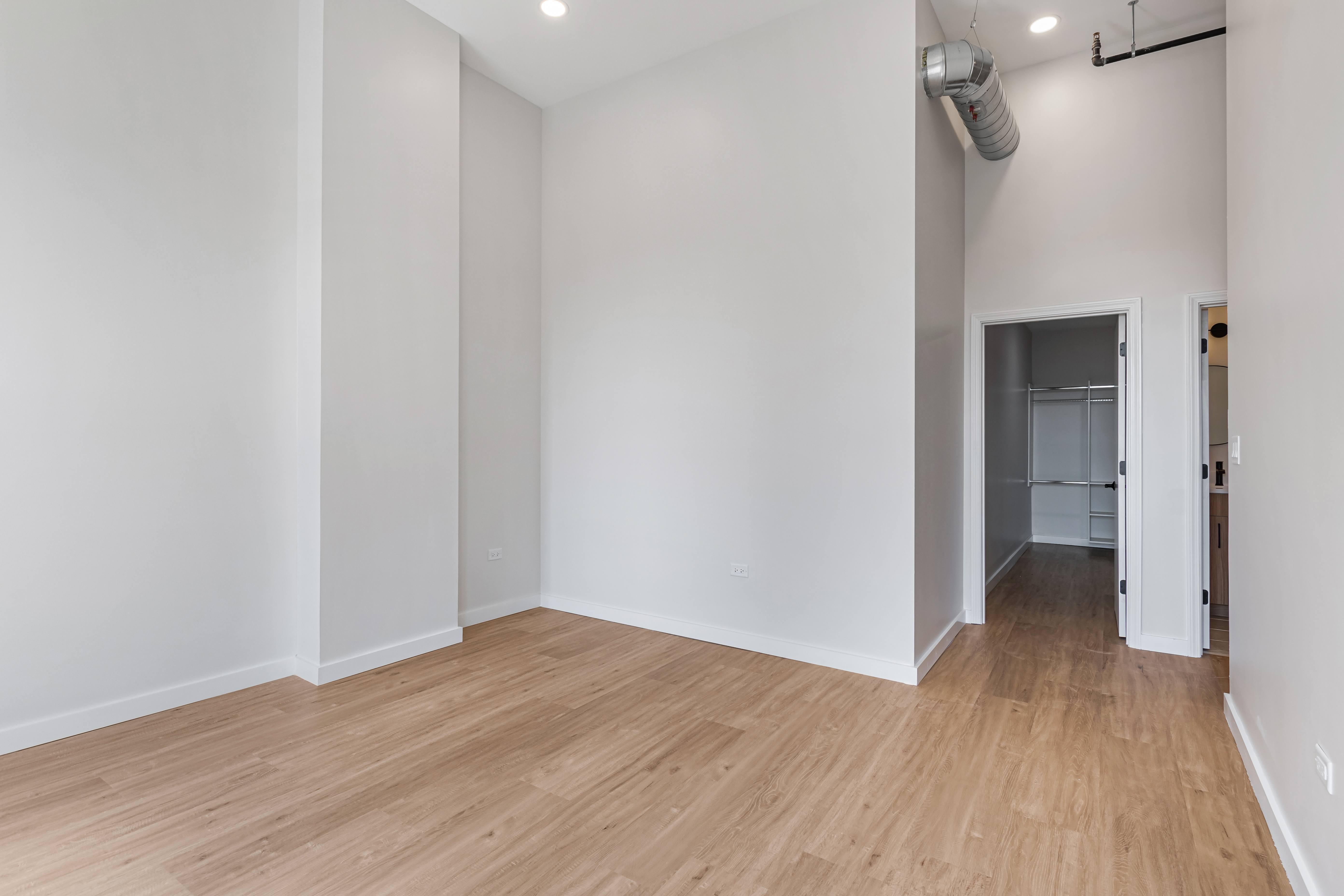 805 N. Milwaukee 805 N. Milwaukee Ave., Chicago 60642 River West - Leasing by Cross Street