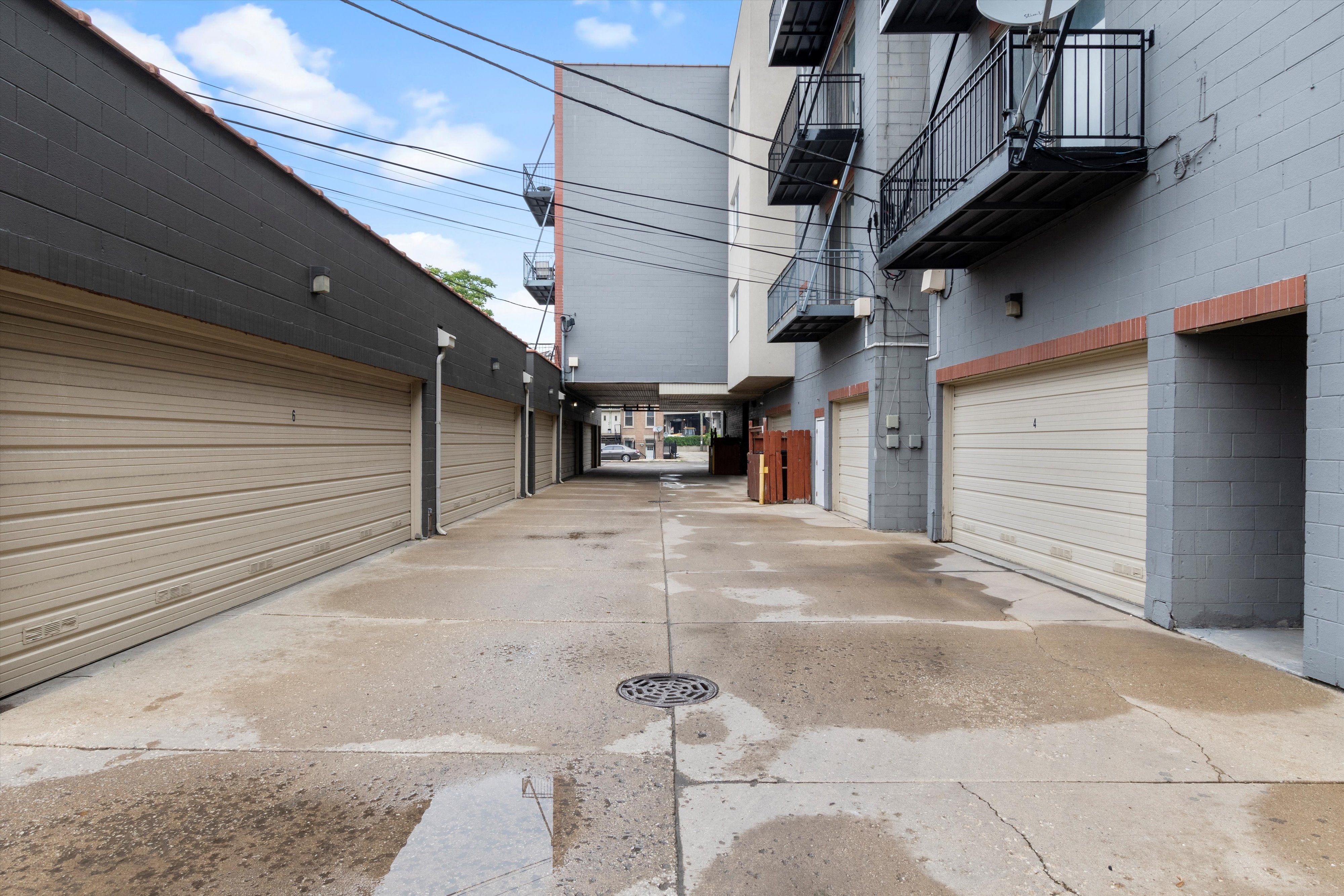 1636-56 N. Bosworth Ave. 1636-56 N. Bosworth Ave., Chicago, IL 60642 Bucktown - Leasing by Cross Street