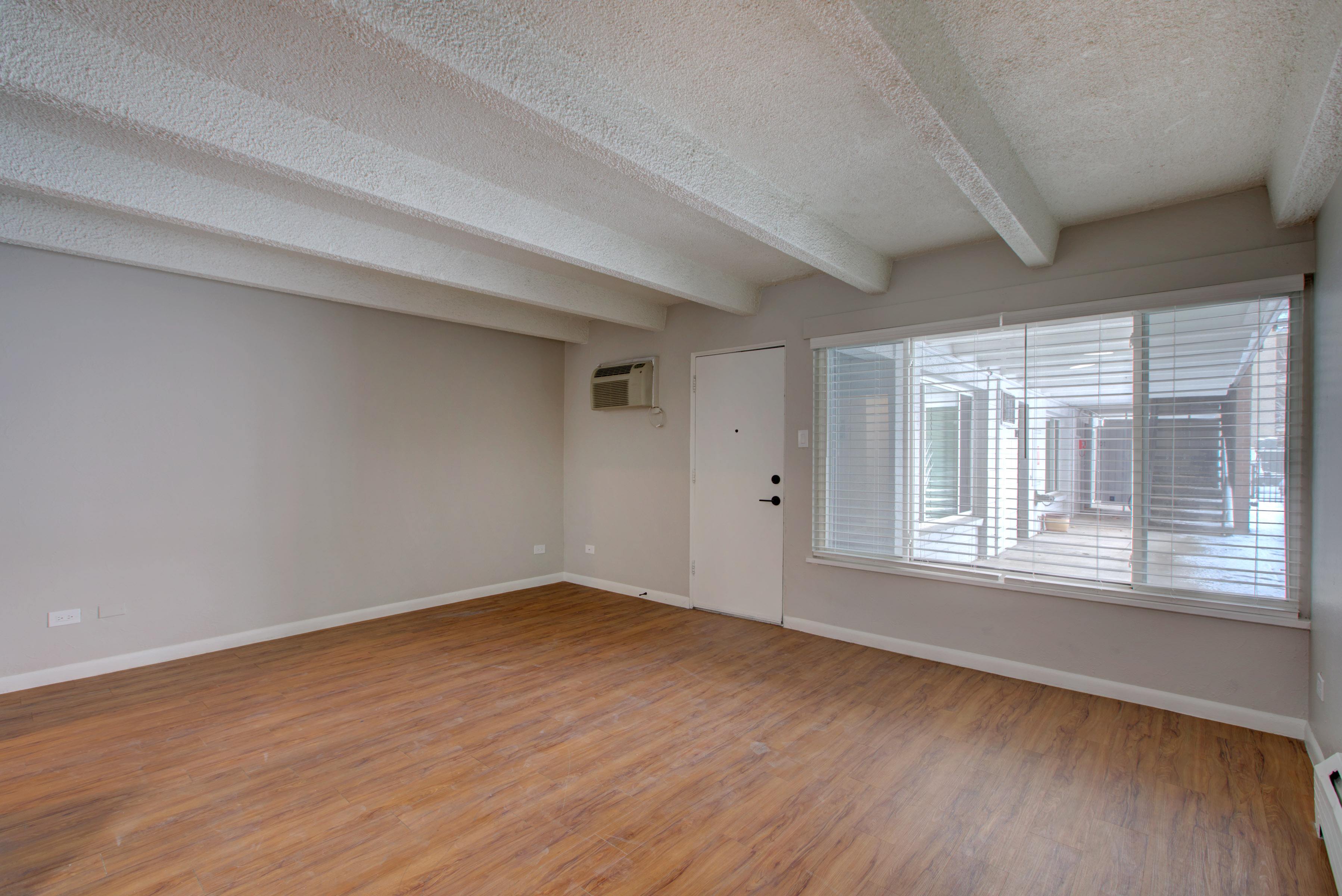 Pearl Street Flats 237-257 N. Pearl St., Denver, CO 80203