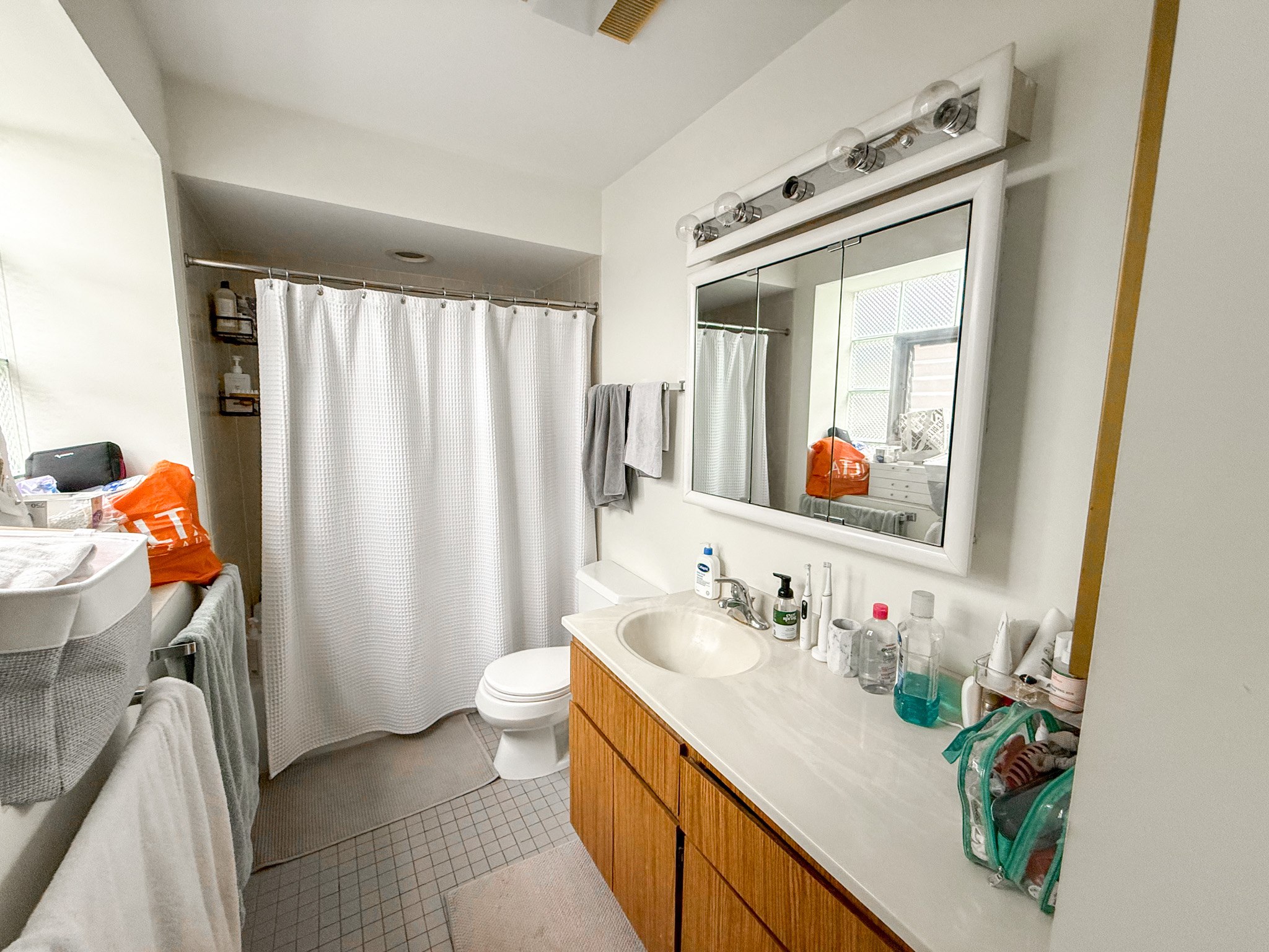 2609-15 N Hampden Court Chicago, IL 60614 2609-15 N Hampden Court, Chicago, IL 60614
