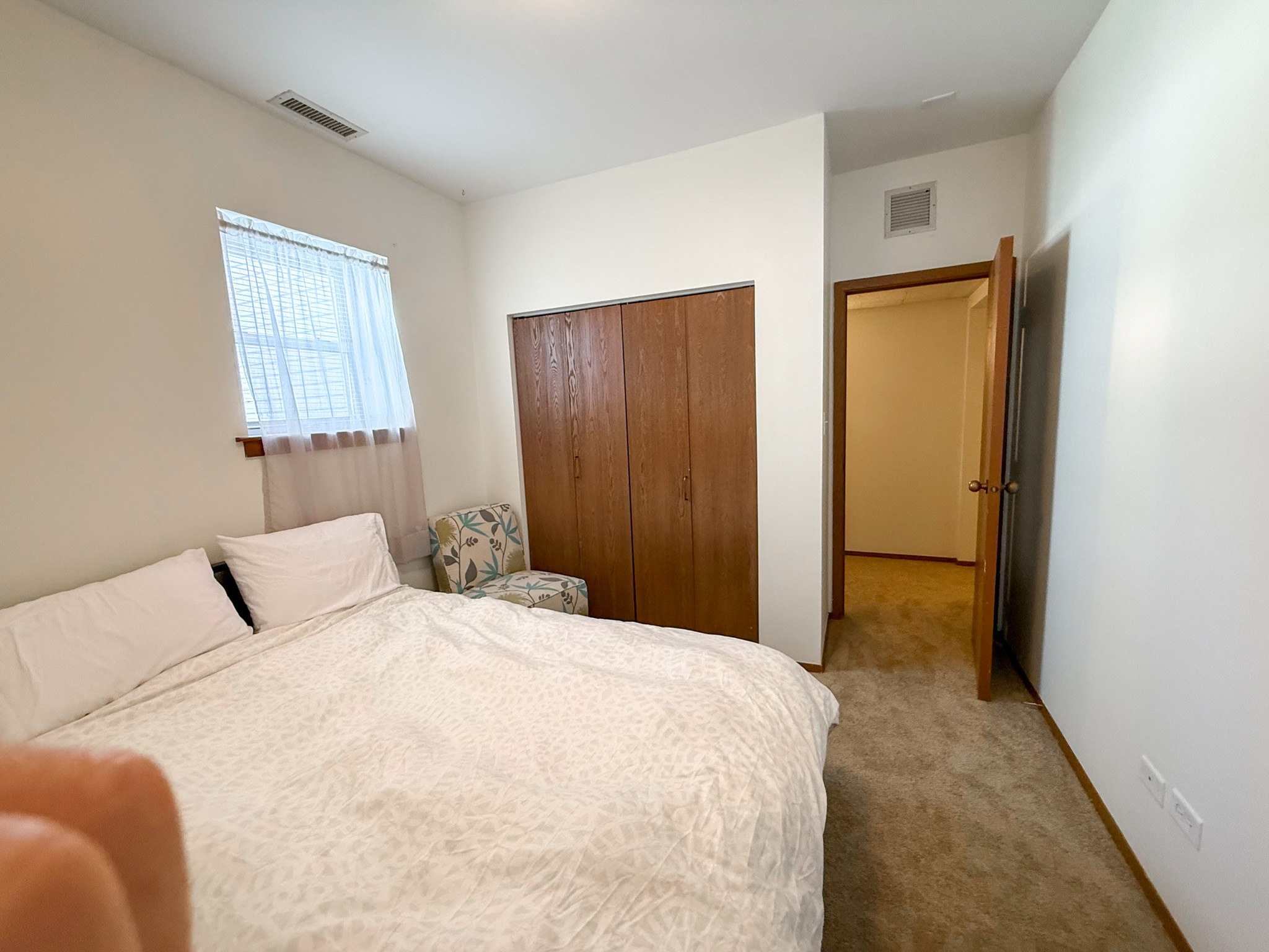 2609-15 N Hampden Court Chicago, IL 60614 2609-15 N Hampden Court, Chicago, IL 60614