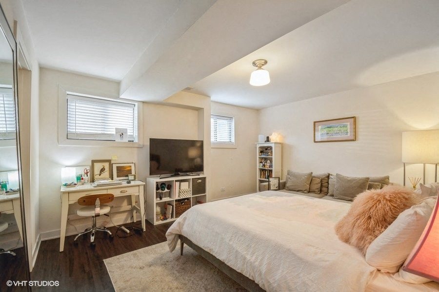 1150-56 W Cornelia / 3501-03 N Racine 1150-56 W Cornelia / 3501-03  N Racine, Chicago, IL 60657 Wrigleyville - Leasing by Cross Street
