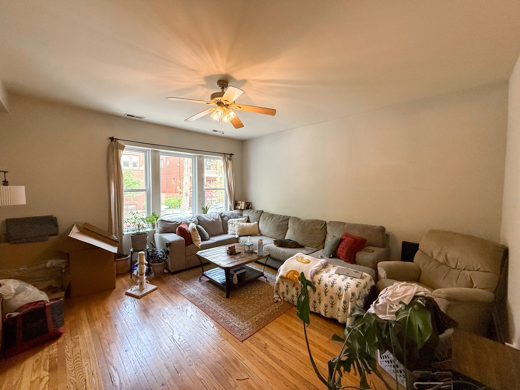 2737-39 N. Mildred Ave. 2737-39 N. Mildred Ave., Chicago 60614 - Leasing by Cross Street