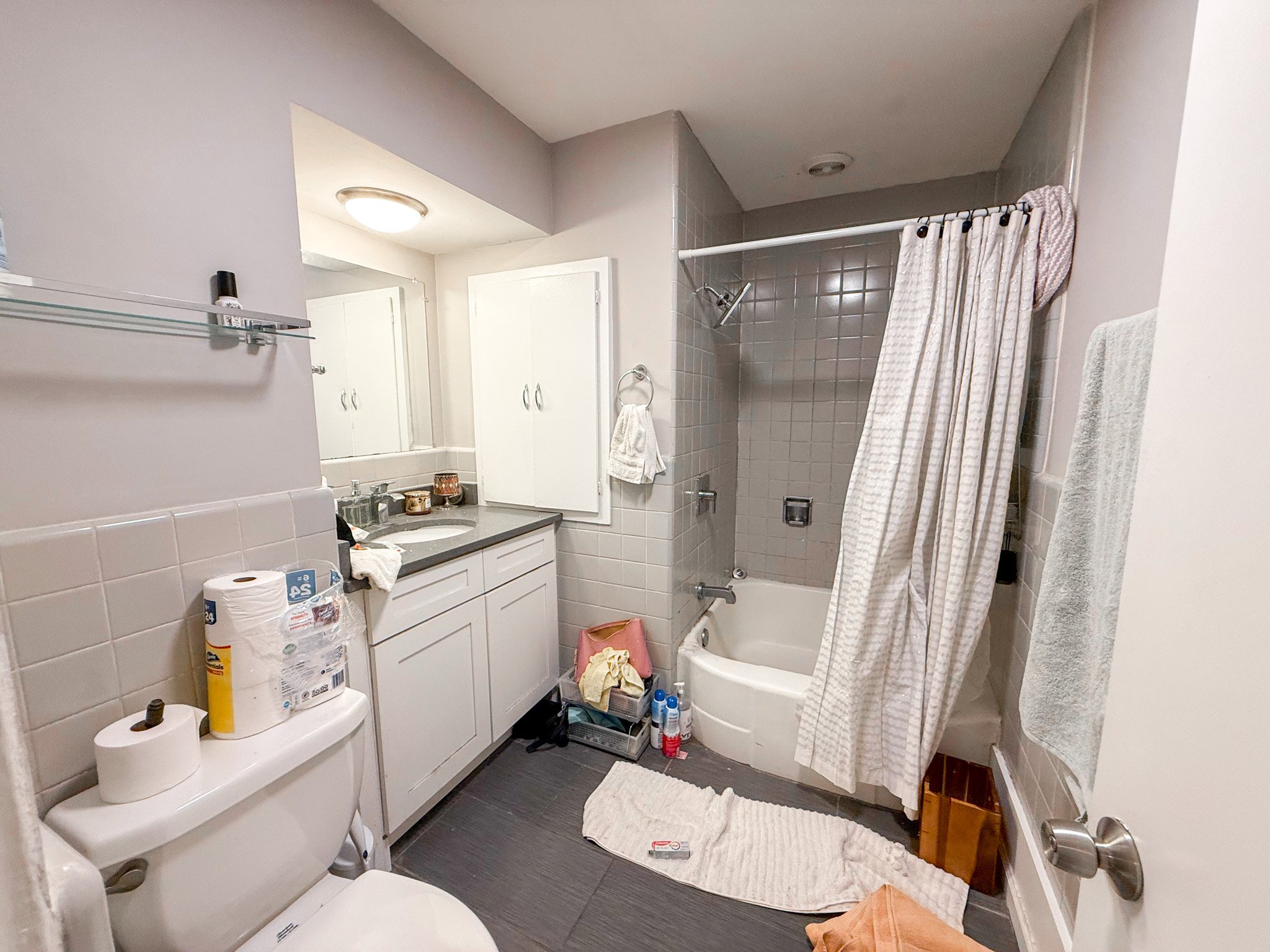 2831 N Clark 2831 N. Clark St., Chicago, IL 60657 Lake View - Leasing by Cross Street