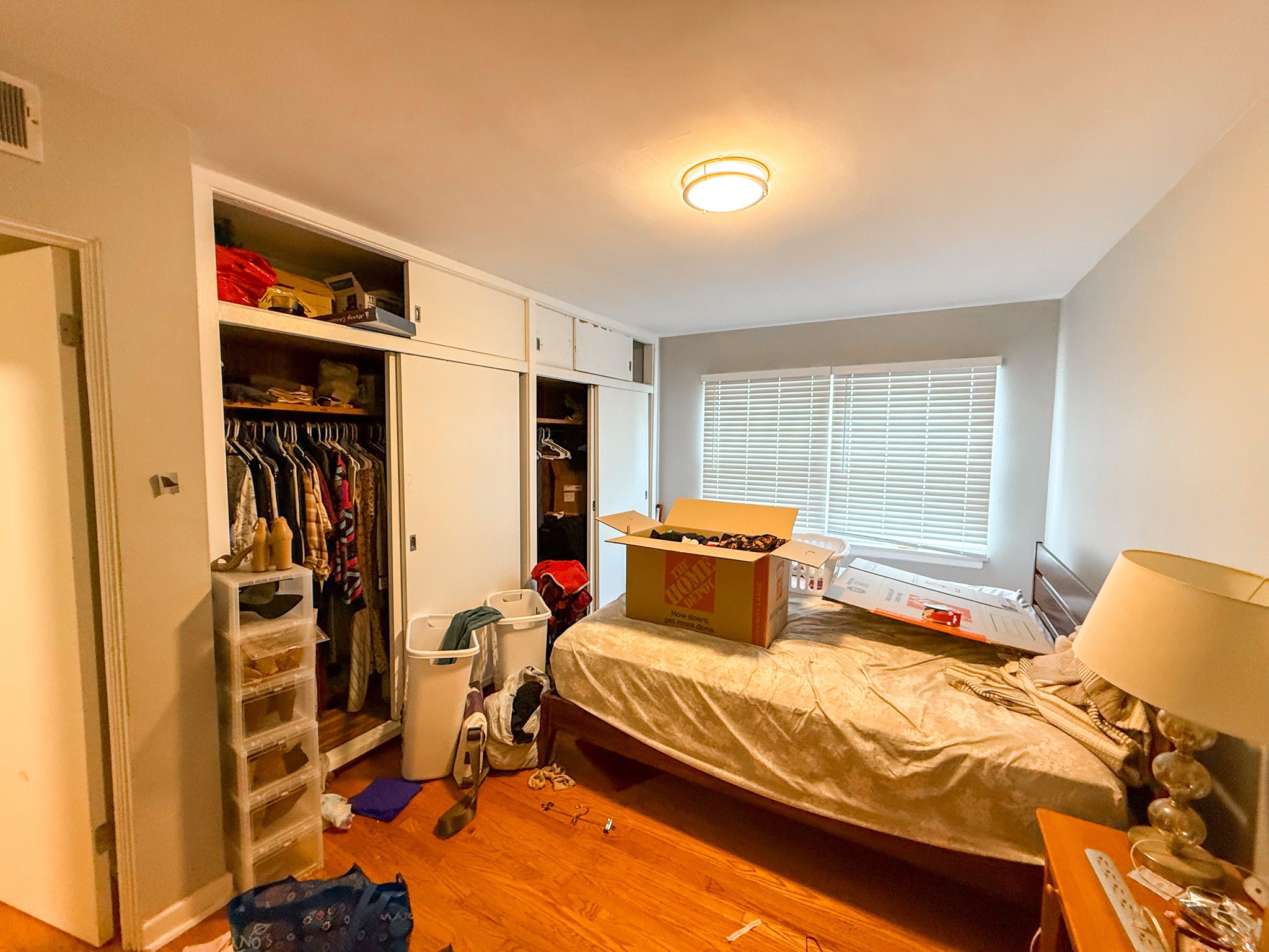 2831 N Clark 2831 N. Clark St., Chicago, IL 60657 Lake View - Leasing by Cross Street
