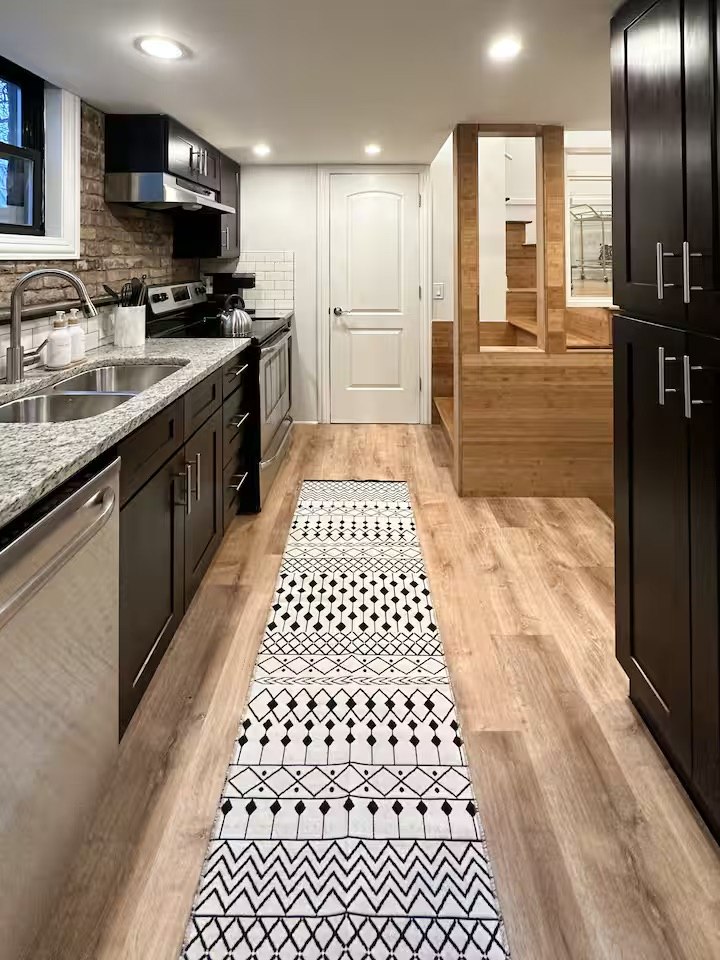 53 W. Burton Pl. 53 W. Burton Pl., Chicago, IL 60610 - Leasing by Cross Street