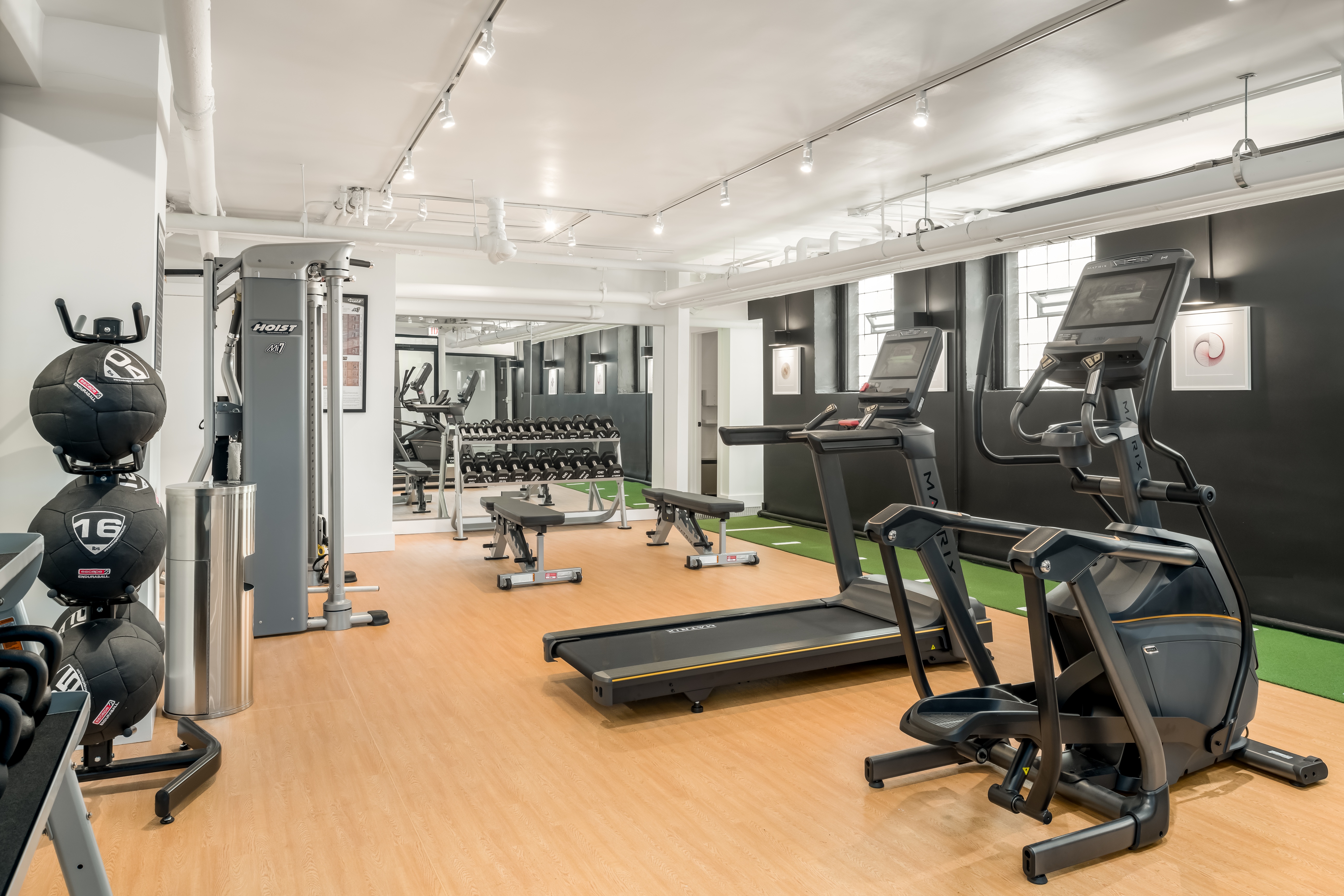 420 W. Melrose St. 420 W. Melrose St., Chicago, IL 60657 Lake View East - Leasing by Cross Street