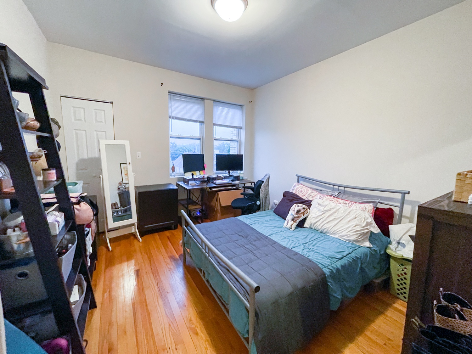 3001-07 N. Spaulding Ave./ 3242-48 W. Wellington Ave. 3001 N. Spaulding Ave., Chicago, IL 60618 Avondale - Leasing by Cross Street