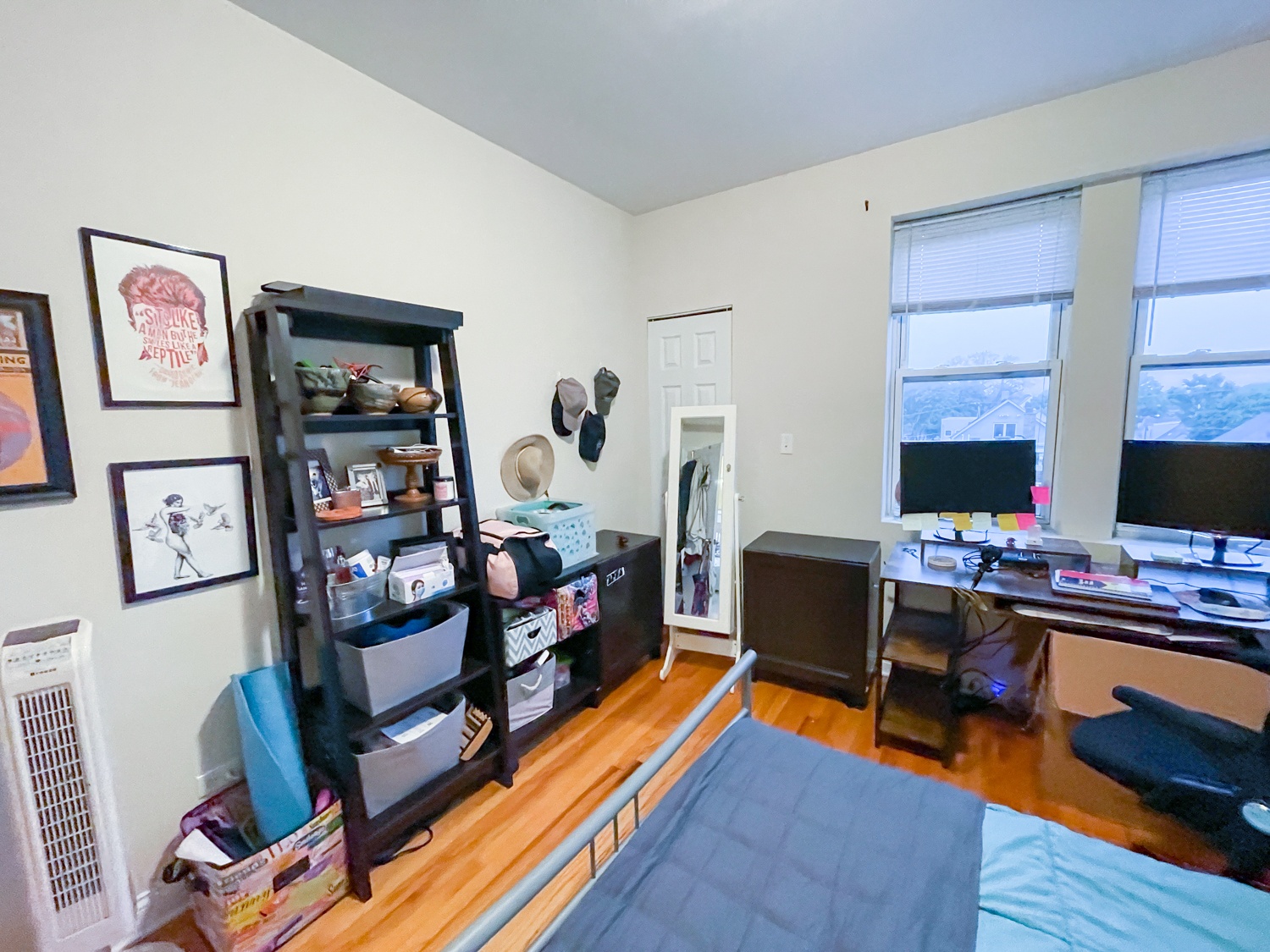 3001-07 N. Spaulding Ave./ 3242-48 W. Wellington Ave. 3001 N. Spaulding Ave., Chicago, IL 60618 Avondale - Leasing by Cross Street
