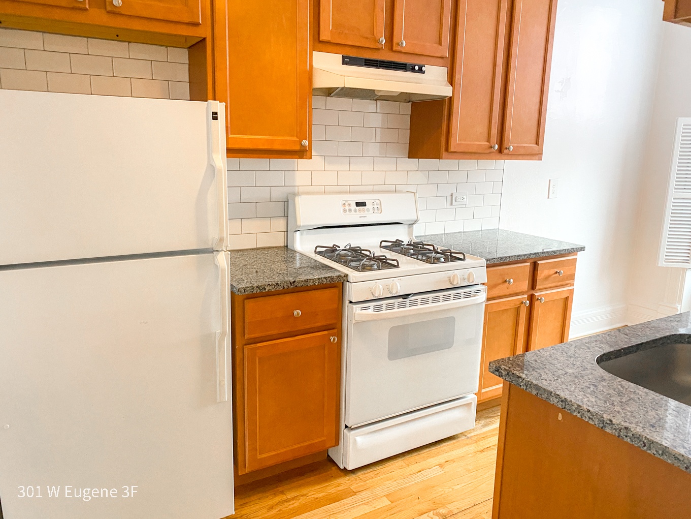 301 W. Eugenie St. 301 W. Eugenie St., Chicago, IL 60614 Old Town Triangle - Leasing by Cross Street