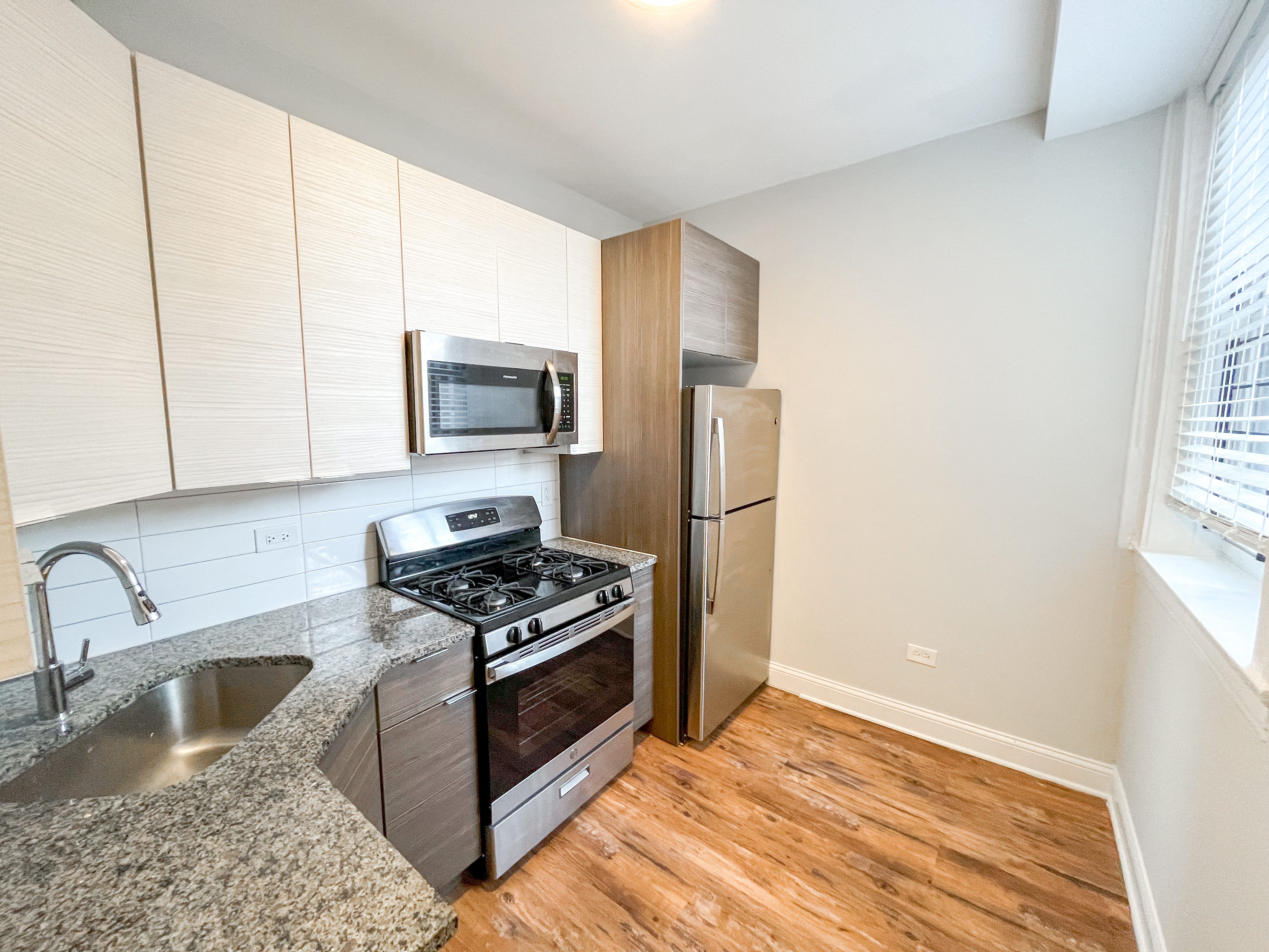 3319-21 N. Karlov Ave. 3319-21 N. Karlov Ave., Chicago, IL 60641 - Leasing by Cross Street