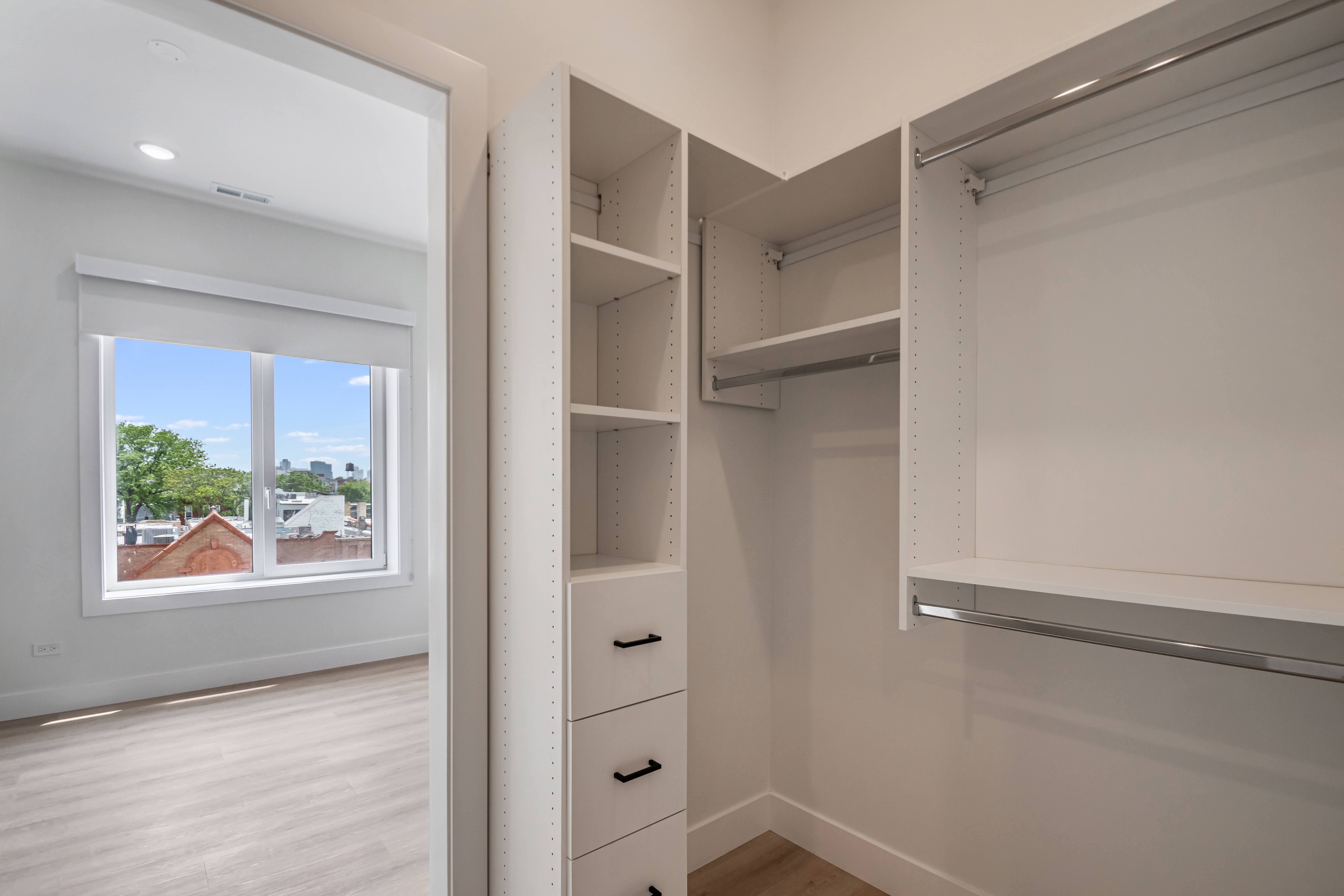North + Damen 1628 N. Damen Ave, Chicago, IL 60647 - Leasing by Cross Street