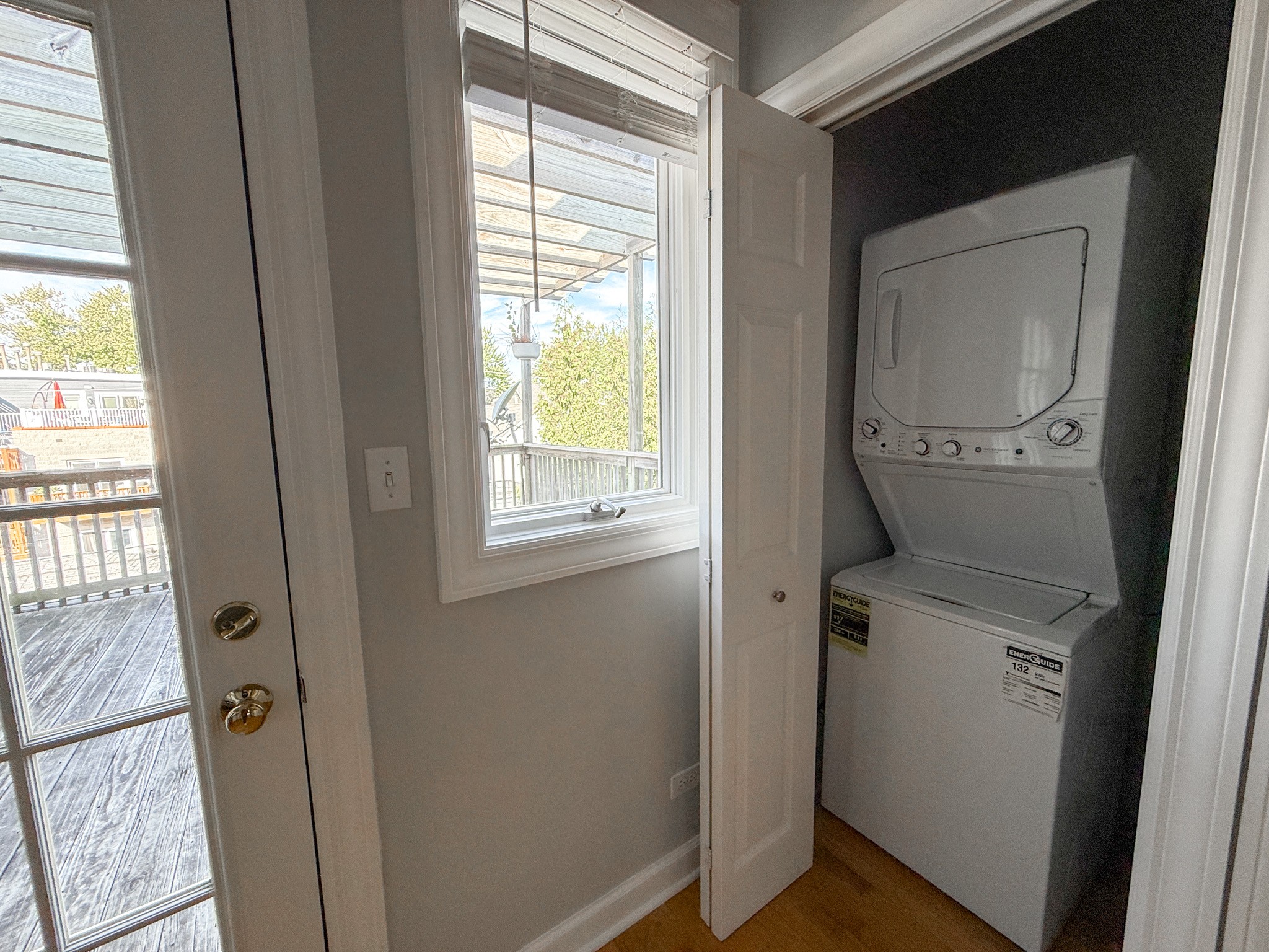 3716 N. Greenview Ave 3716 N. Greenview Ave, Chicago, IL 60613