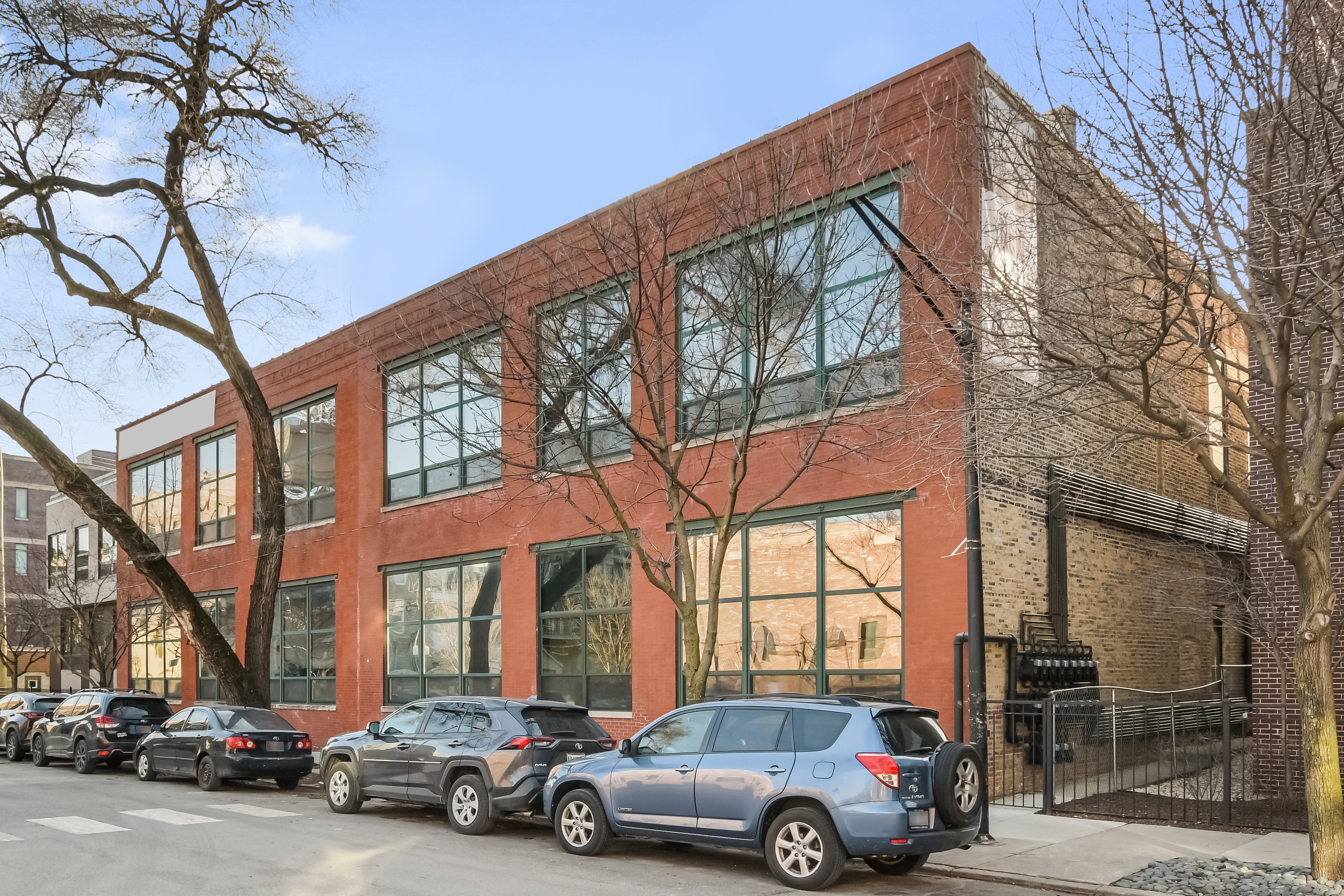 818 N Wolcott 818 N. Wolcott Ave., Chicago, IL 60622 - Leasing by Cross Street