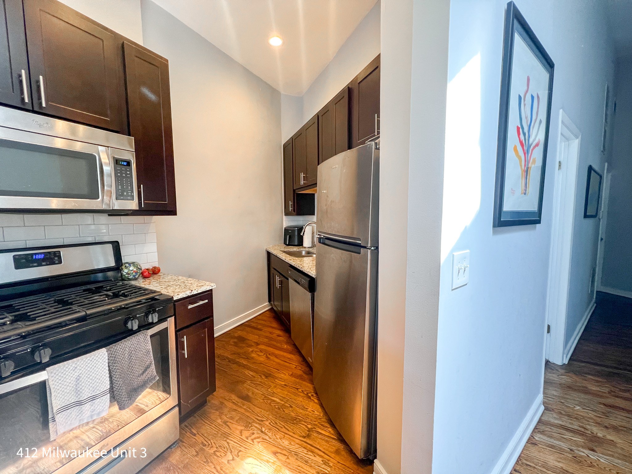 409 N. Milwaukee Ave. 409 N. Milwaukee Ave., Chicago 60654 West Town - Leasing by Cross Street