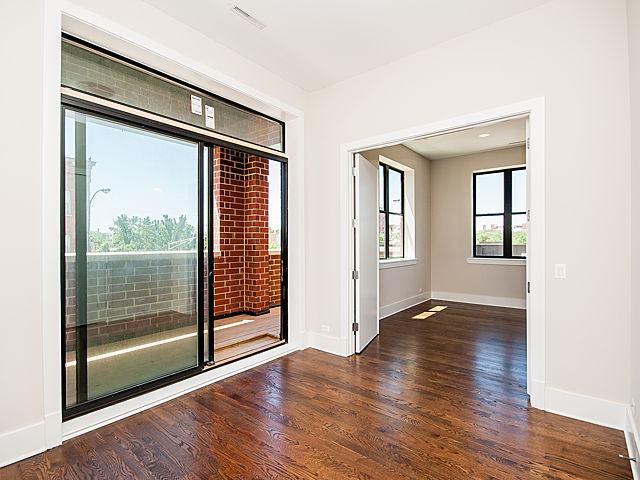 4601 N. Ravenswood Ave. 4601 N. Ravenswood Ave., Chicago, IL 60640 Ravenswood - Leasing by Cross Street
