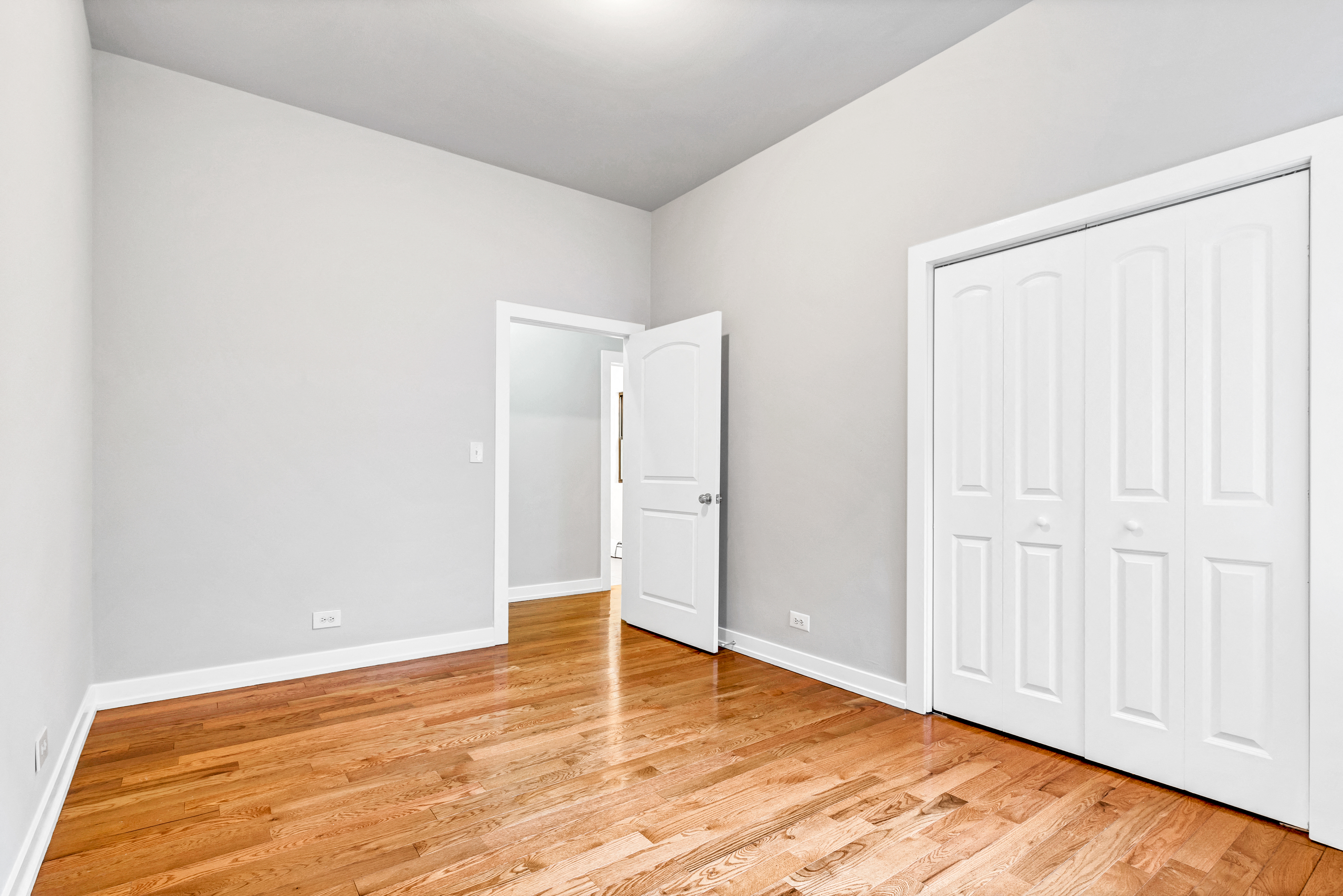5713-15 N. Kenmore Ave. 5713-15 N. Kenmore Ave., Chicago, IL 60660 Edgewater - Leasing by Cross Street