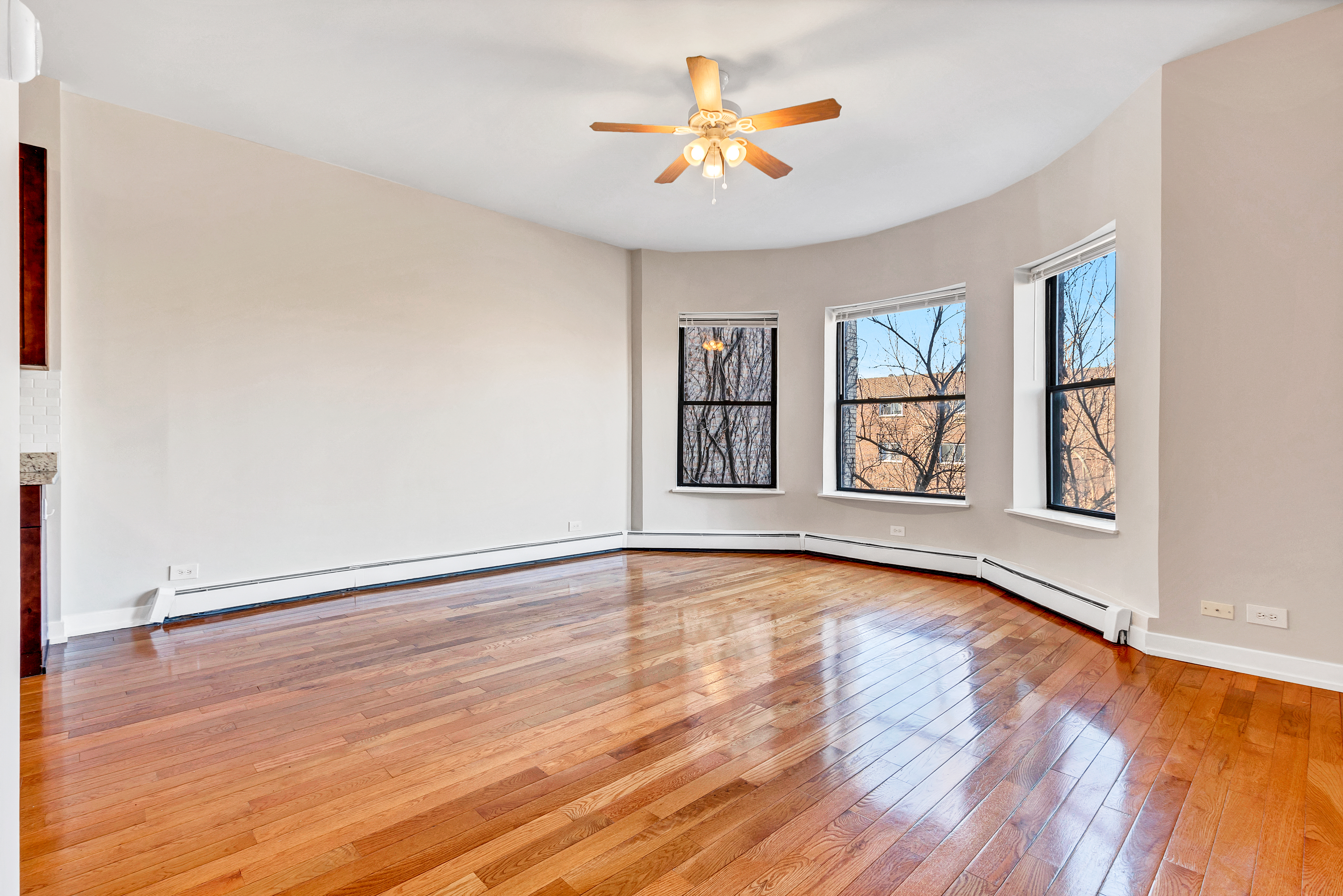 5713-15 N. Kenmore Ave. 5713-15 N. Kenmore Ave., Chicago, IL 60660 Edgewater - Leasing by Cross Street