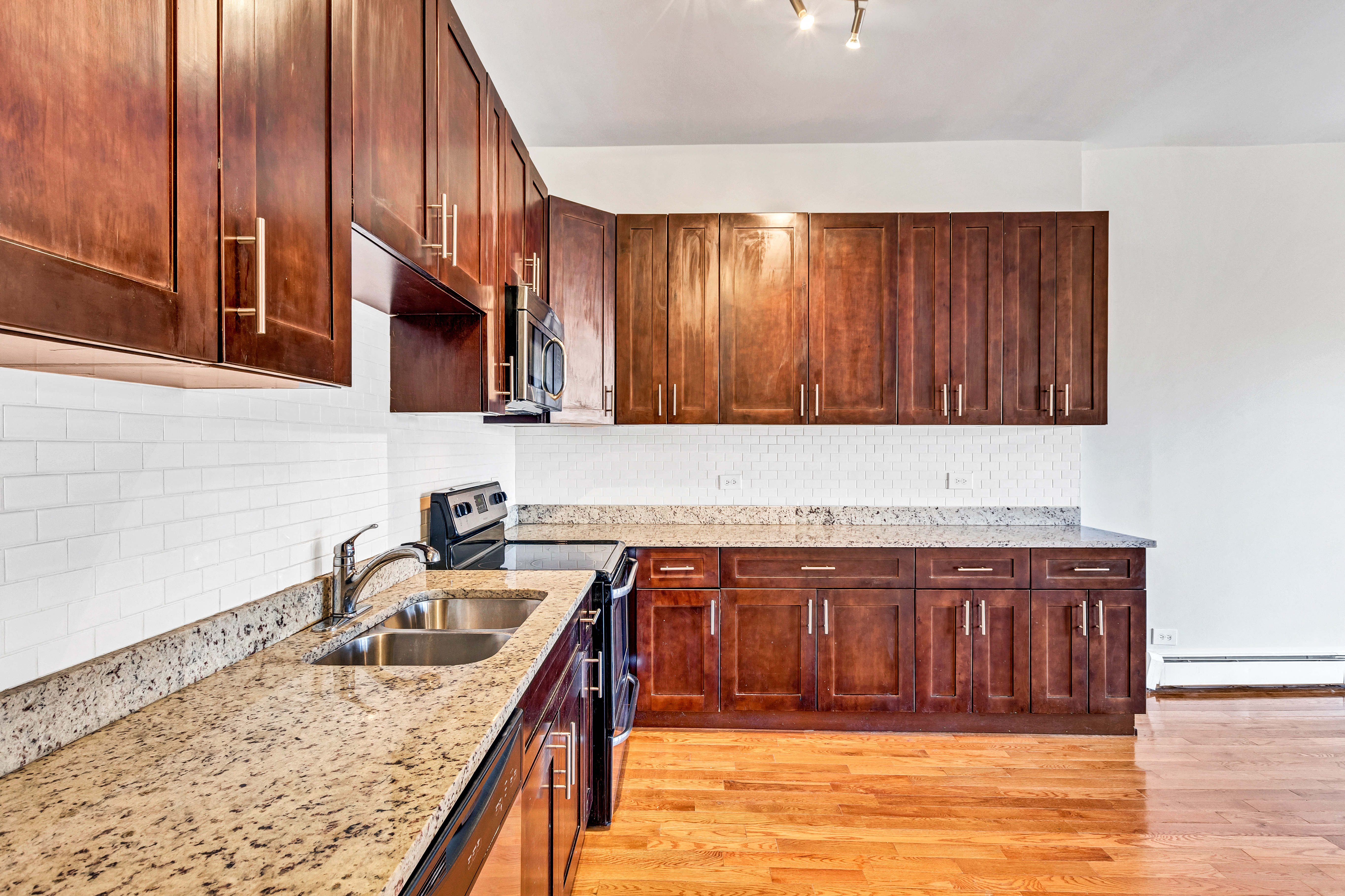 5713-15 N. Kenmore Ave. 5713-15 N. Kenmore Ave., Chicago, IL 60660 Edgewater - Leasing by Cross Street