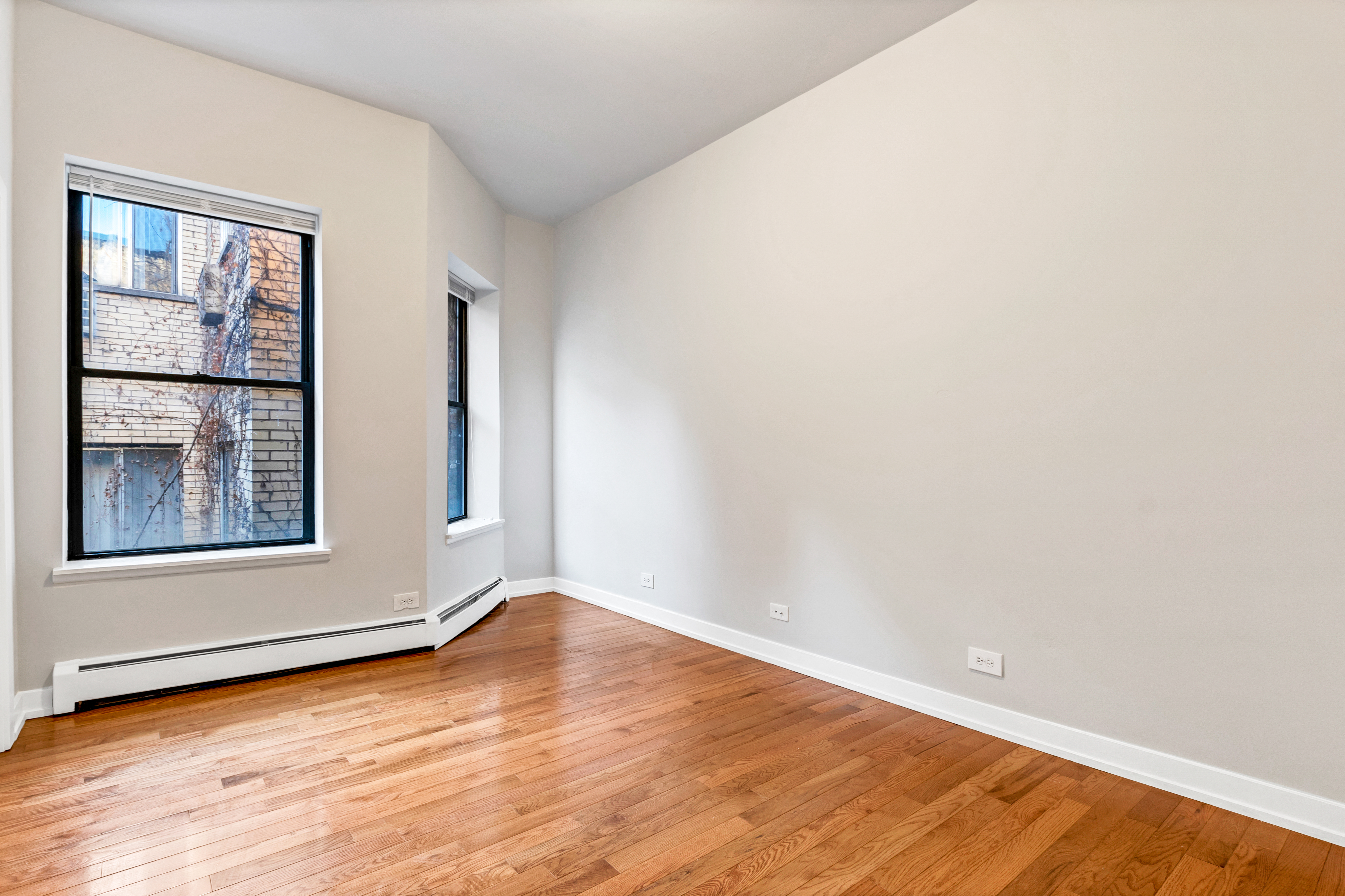 5713-15 N. Kenmore Ave. 5713-15 N. Kenmore Ave., Chicago, IL 60660 Edgewater - Leasing by Cross Street