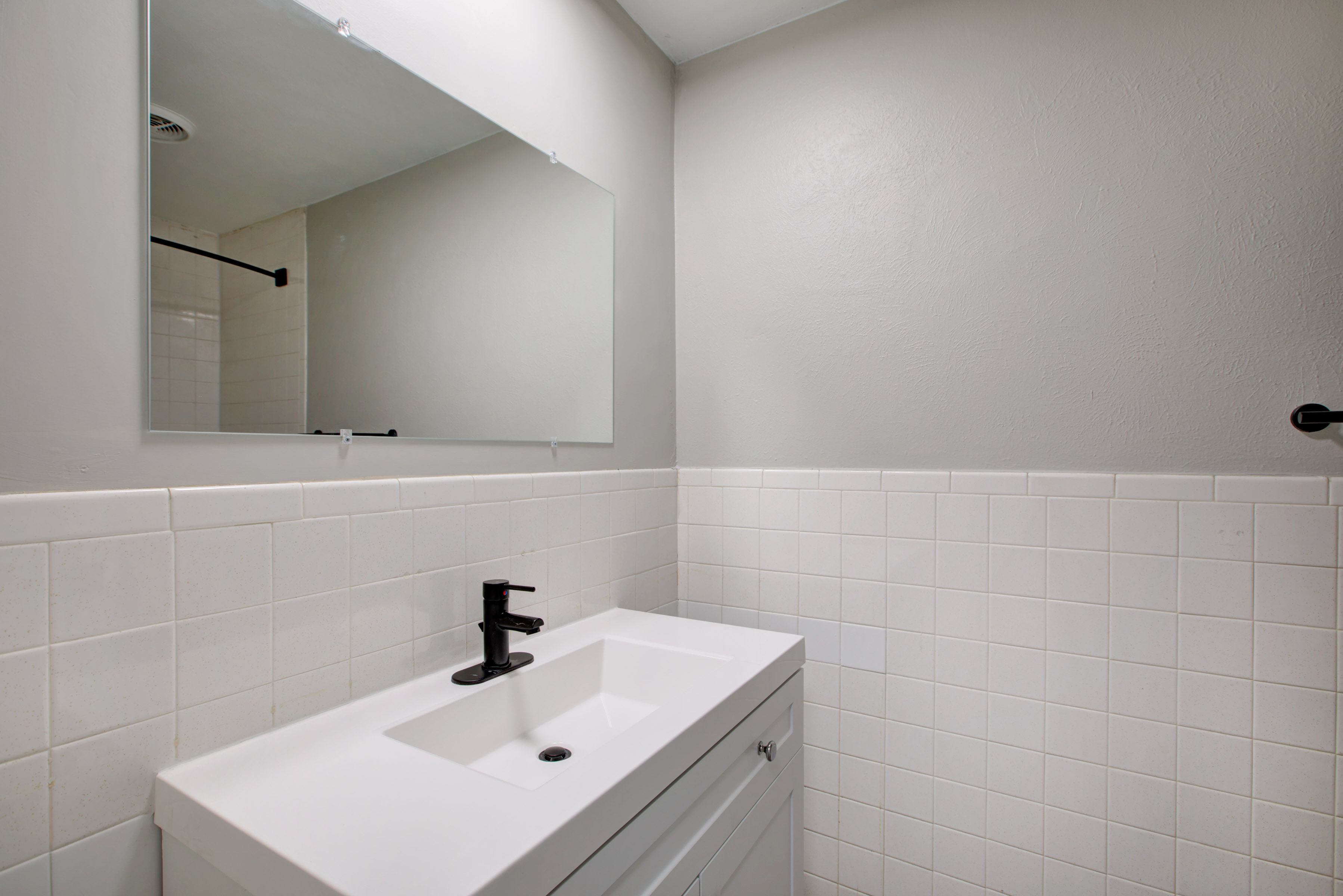 The Abraham 6 Lincoln St., Denver 80203 Speer - Leasing by Cross Street
