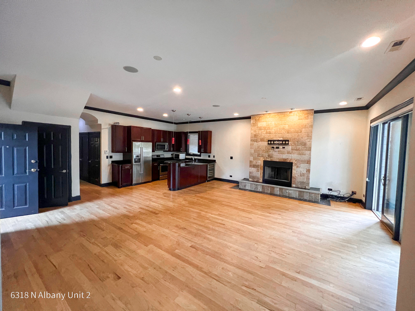 6318 N. Albany Ave. 6318 N. Albany Ave., Chicago, IL 60659 Ridge Park - Leasing by Cross Street