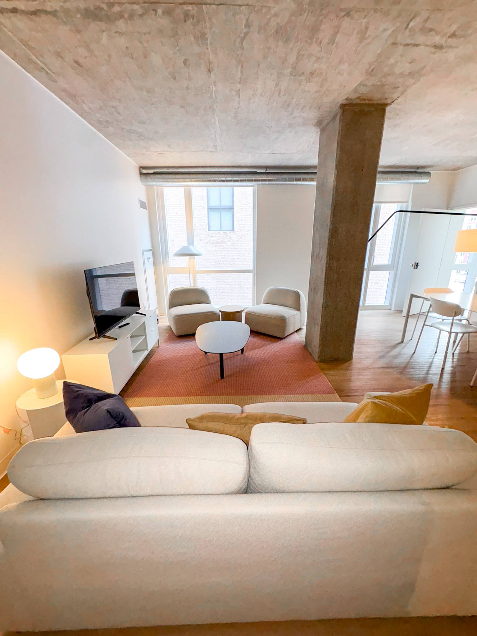 Straits Row 633 S. LaSalle St., Chicago, IL 60605