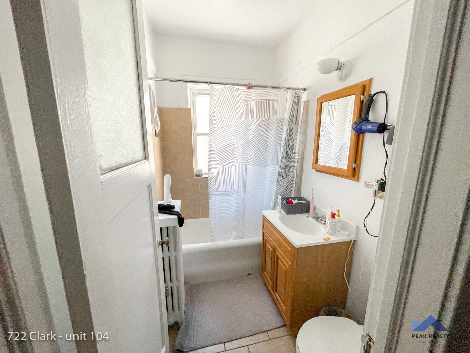 722 Clark St. 722 Clark St., Evanston, IL 60201 Evanston - Leasing by Cross Street