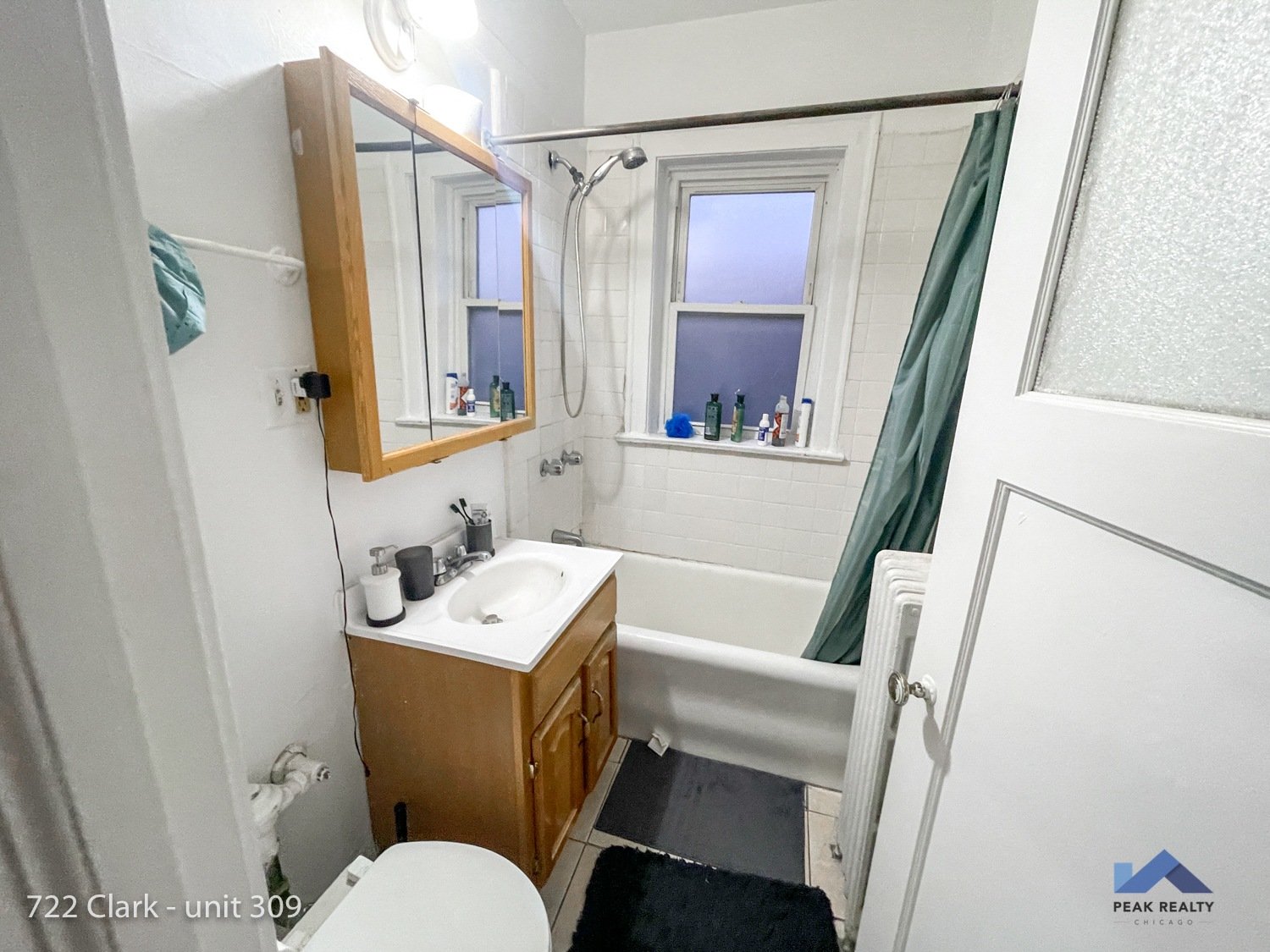 722 Clark St. 722 Clark St., Evanston, IL 60201 Evanston - Leasing by Cross Street
