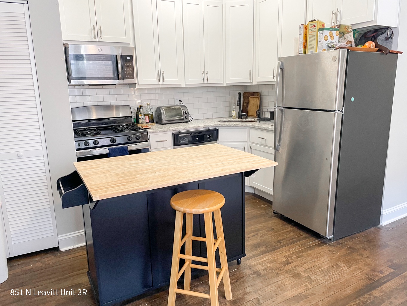 851 N. Leavitt St. 851 N. Leavitt St., Chicago, IL 60622 West Town - Leasing by Cross Street