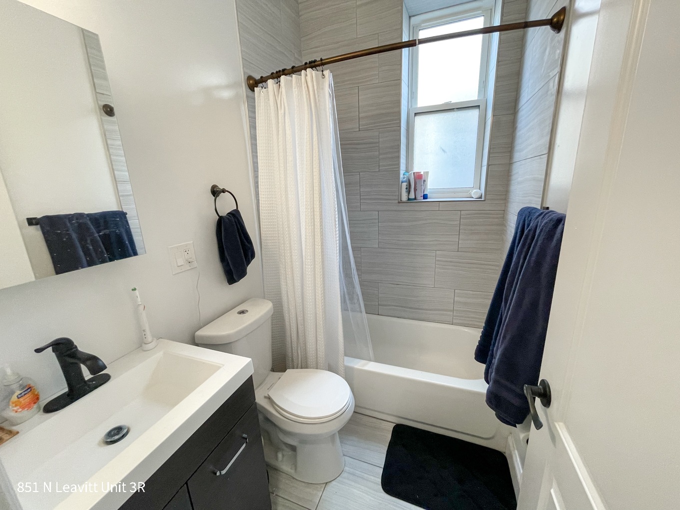 851 N. Leavitt St. 851 N. Leavitt St., Chicago, IL 60622 West Town - Leasing by Cross Street
