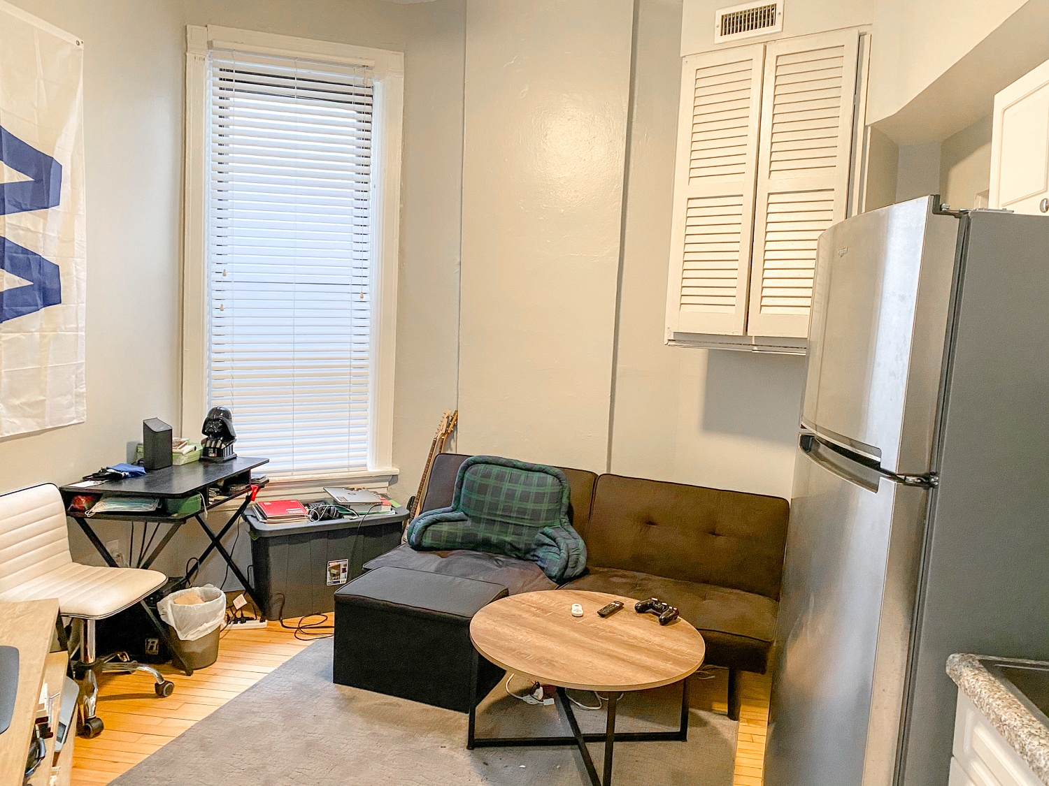 959 W. Webster 959 W. Webster, Chicago, IL 60614 - Leasing by Cross Street