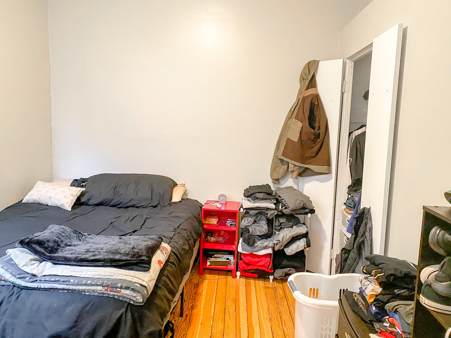 959 W. Webster 959 W. Webster, Chicago, IL 60614 - Leasing by Cross Street
