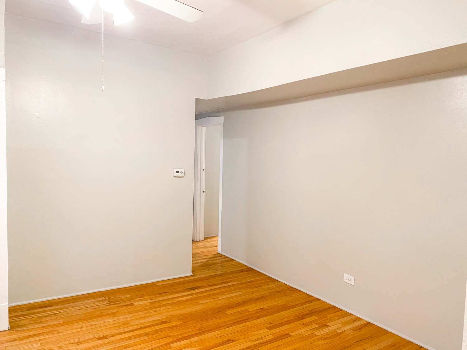 959 W. Webster 959 W. Webster, Chicago, IL 60614 - Leasing by Cross Street