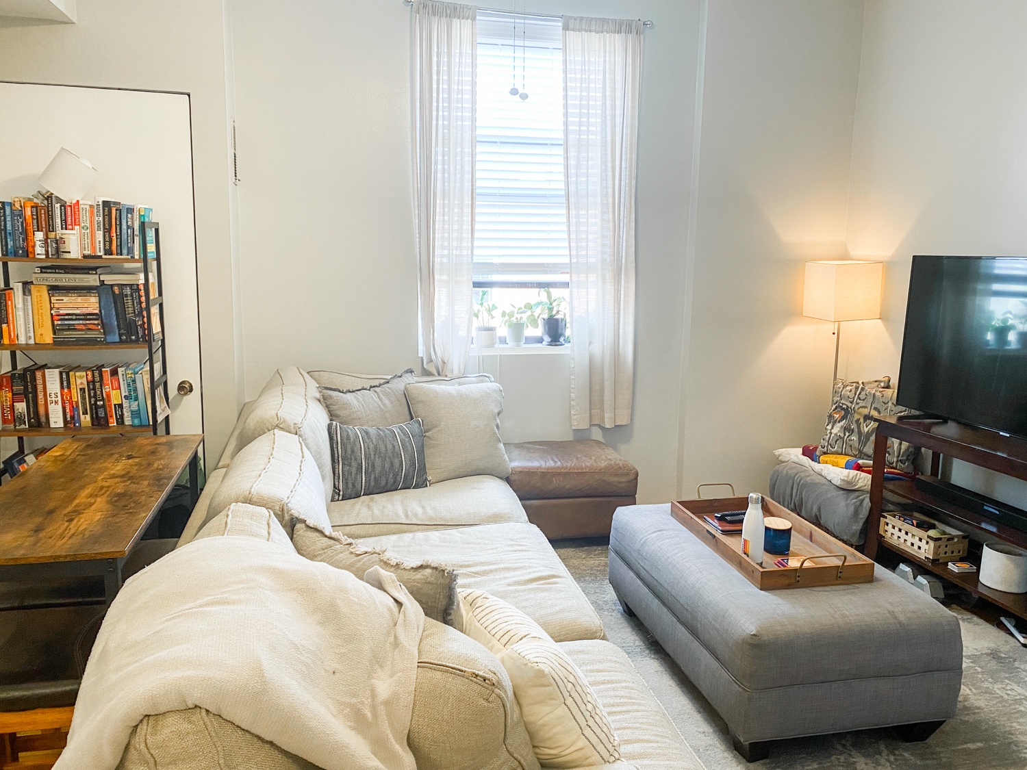 959 W. Webster 959 W. Webster, Chicago, IL 60614 - Leasing by Cross Street