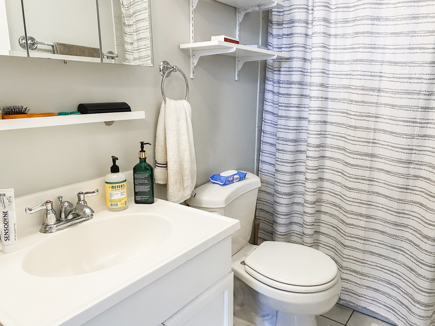 959 W. Webster 959 W. Webster, Chicago, IL 60614 - Leasing by Cross Street