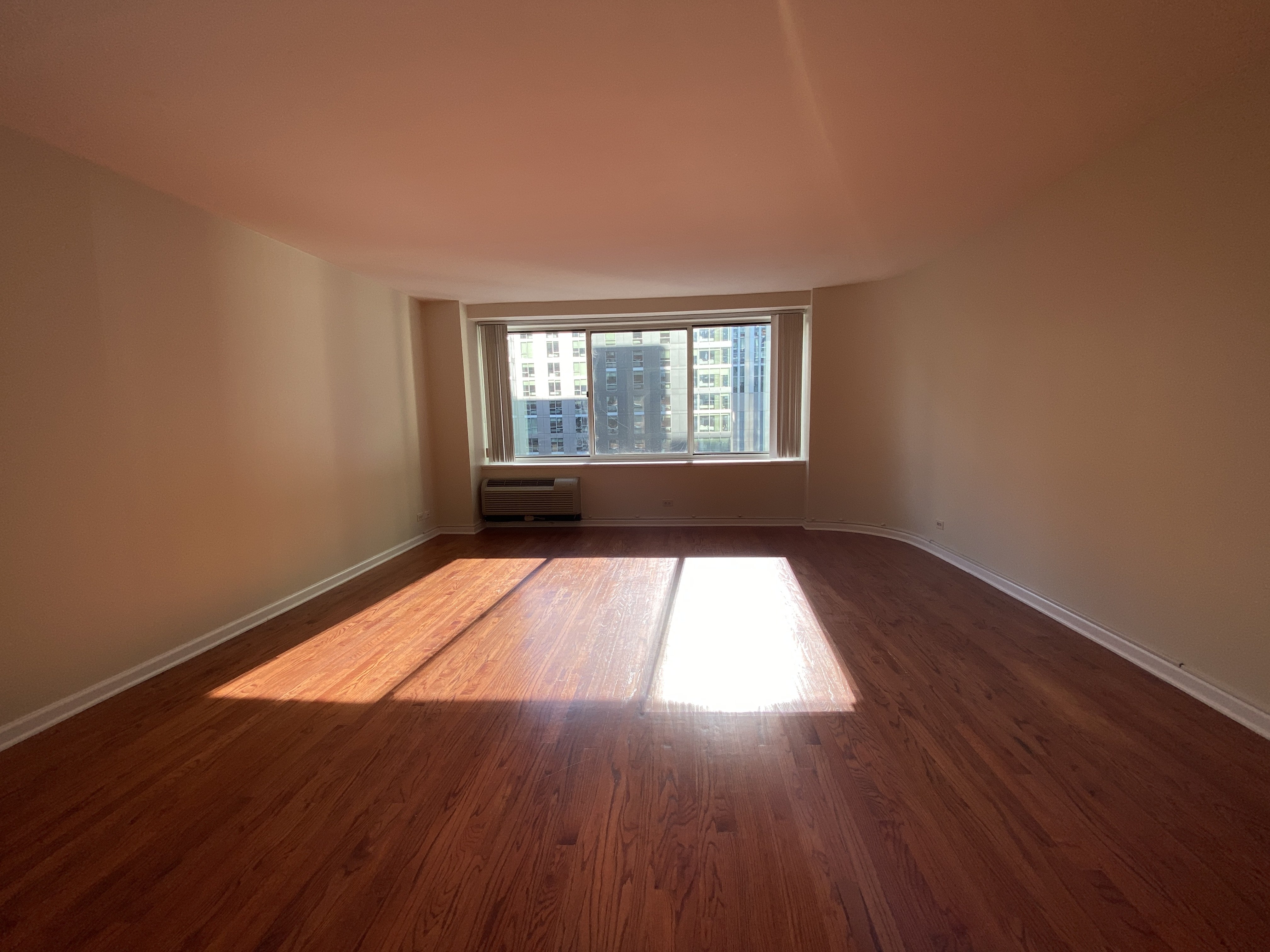 211 E. Ohio St. Condos 211 E. Ohio St., Chicago, IL 60611 Streeterville - Leasing by Cross Street