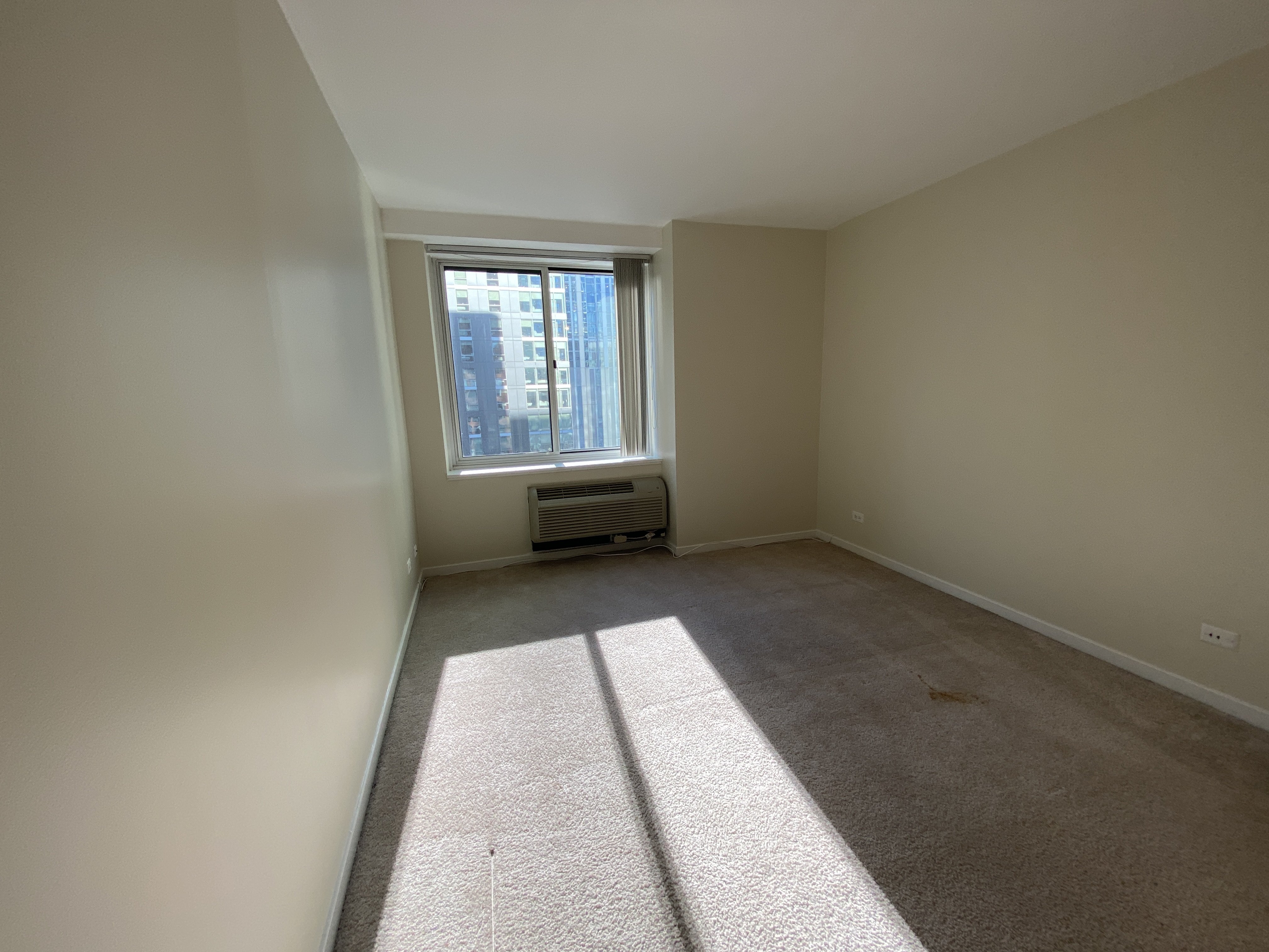 211 E. Ohio St. Condos 211 E. Ohio St., Chicago, IL 60611 Streeterville - Leasing by Cross Street