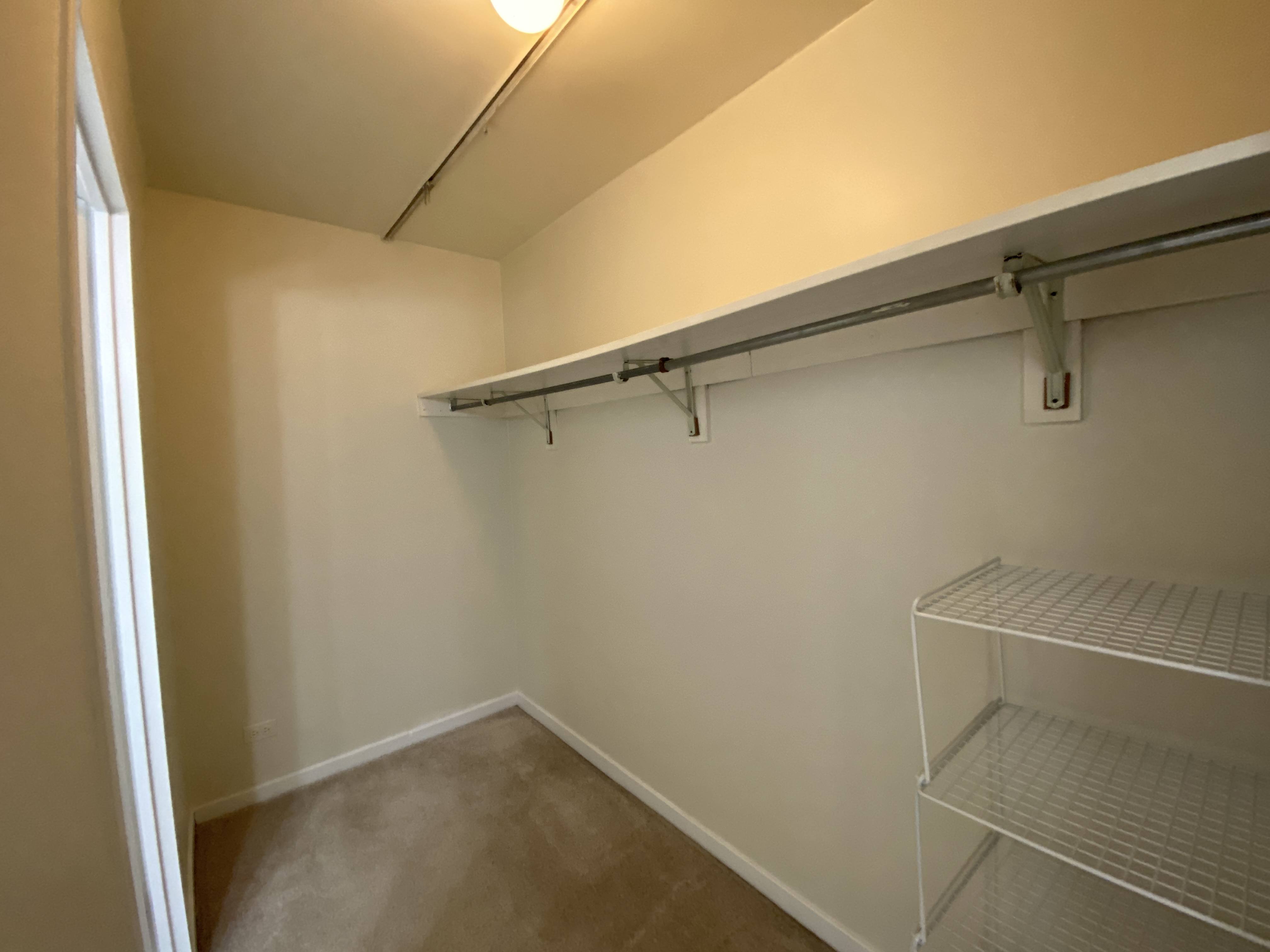211 E. Ohio St. Condos 211 E. Ohio St., Chicago, IL 60611 Streeterville - Leasing by Cross Street