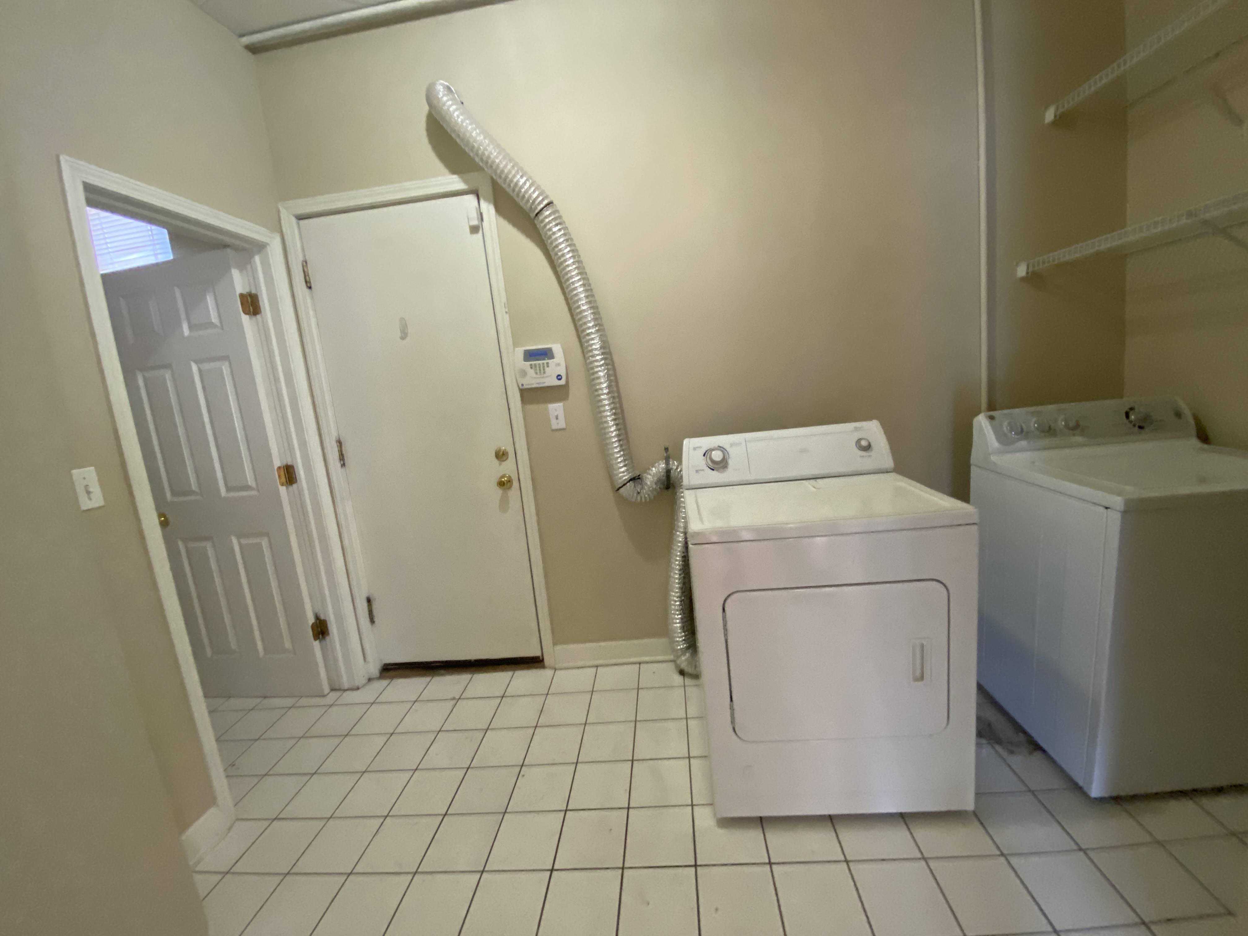 3552-54 N. Southport Ave. 3552-54 N. Southport Ave., Chicago, IL 60657 - Leasing by Cross Street