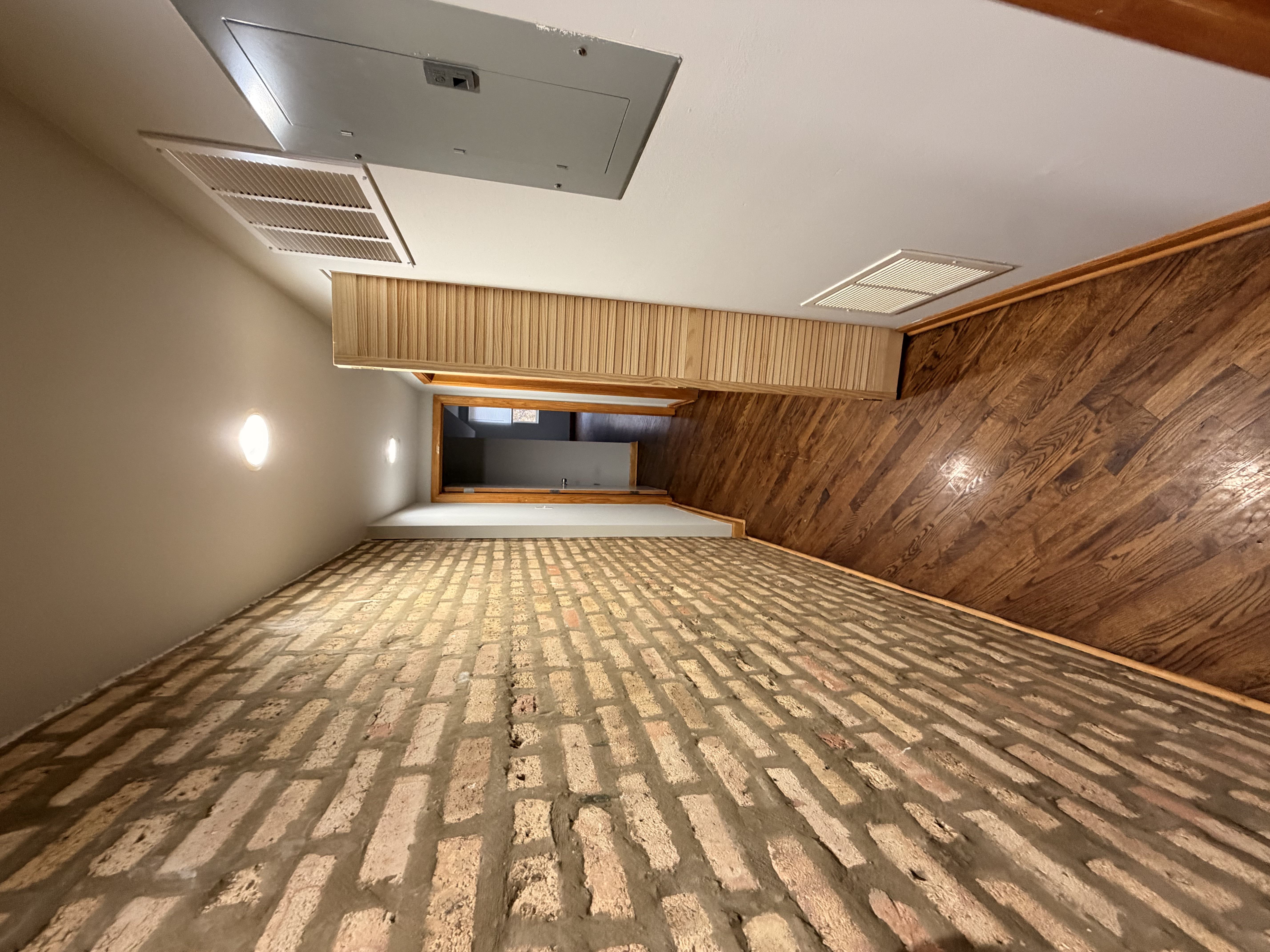 1615-25 W. Columbia Ave. 1615 W. Columbia Ave., Chicago, IL 60626