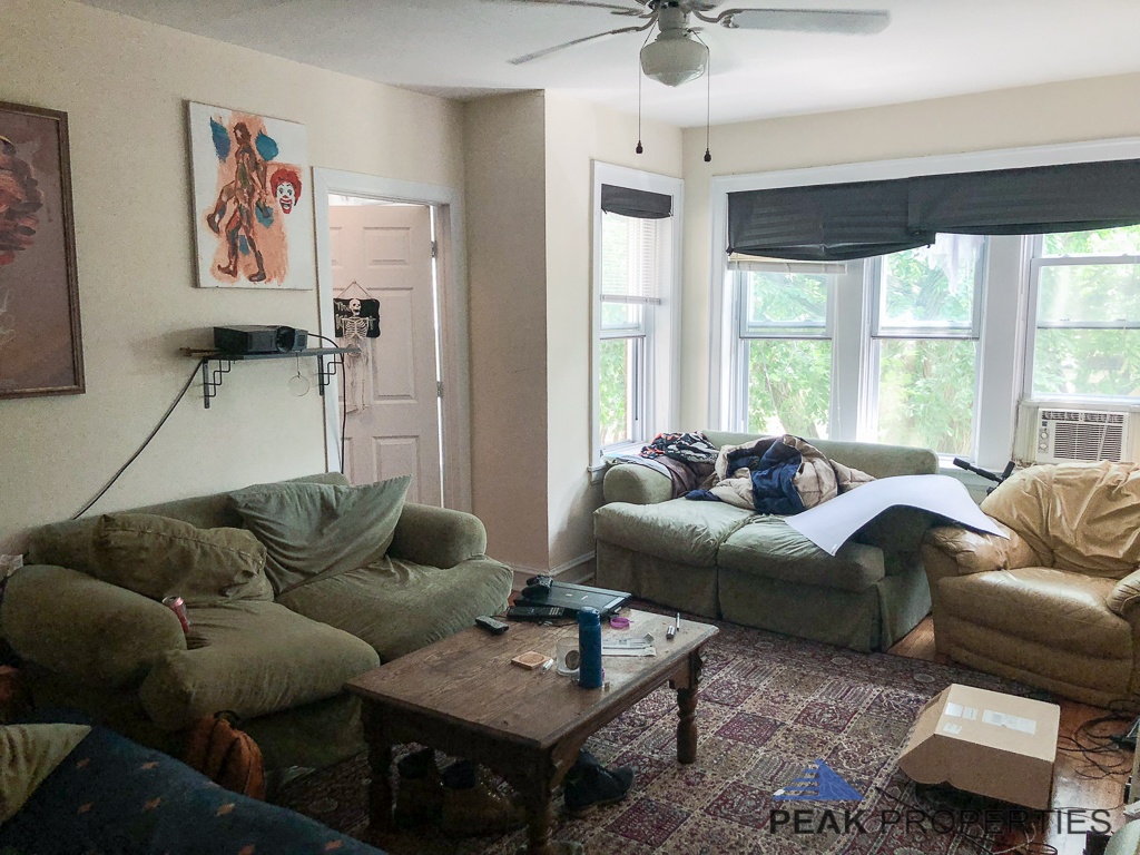 2500-08 W. Pensacola Ave. / 4334-42 N. Campbell Ave. 2500-08 W. Pensacola Ave., Chicago, IL 60618 North Center - Leasing by Cross Street
