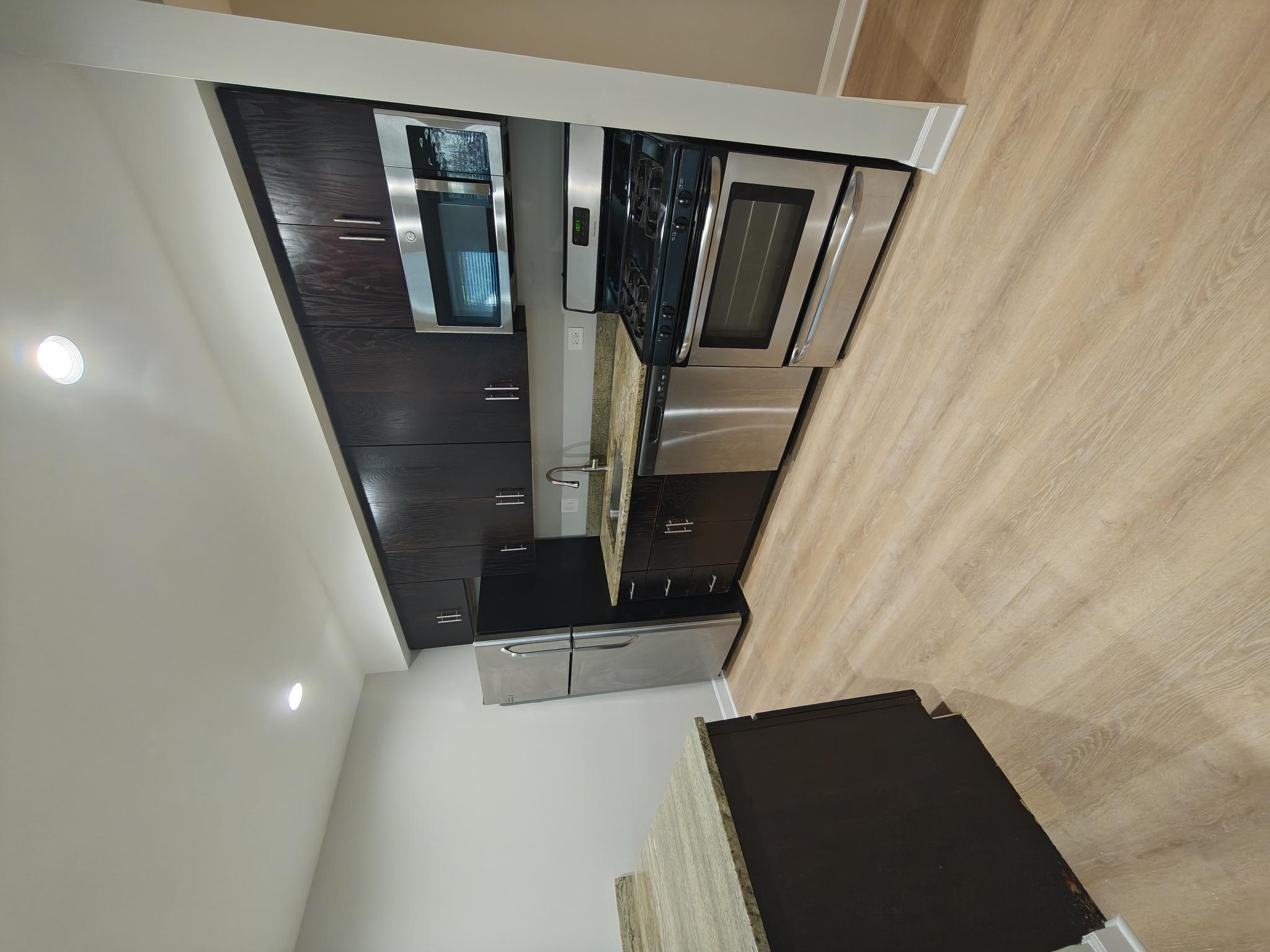 673 W. Roscoe St. 673 W. Roscoe St., Chicago, IL 60657