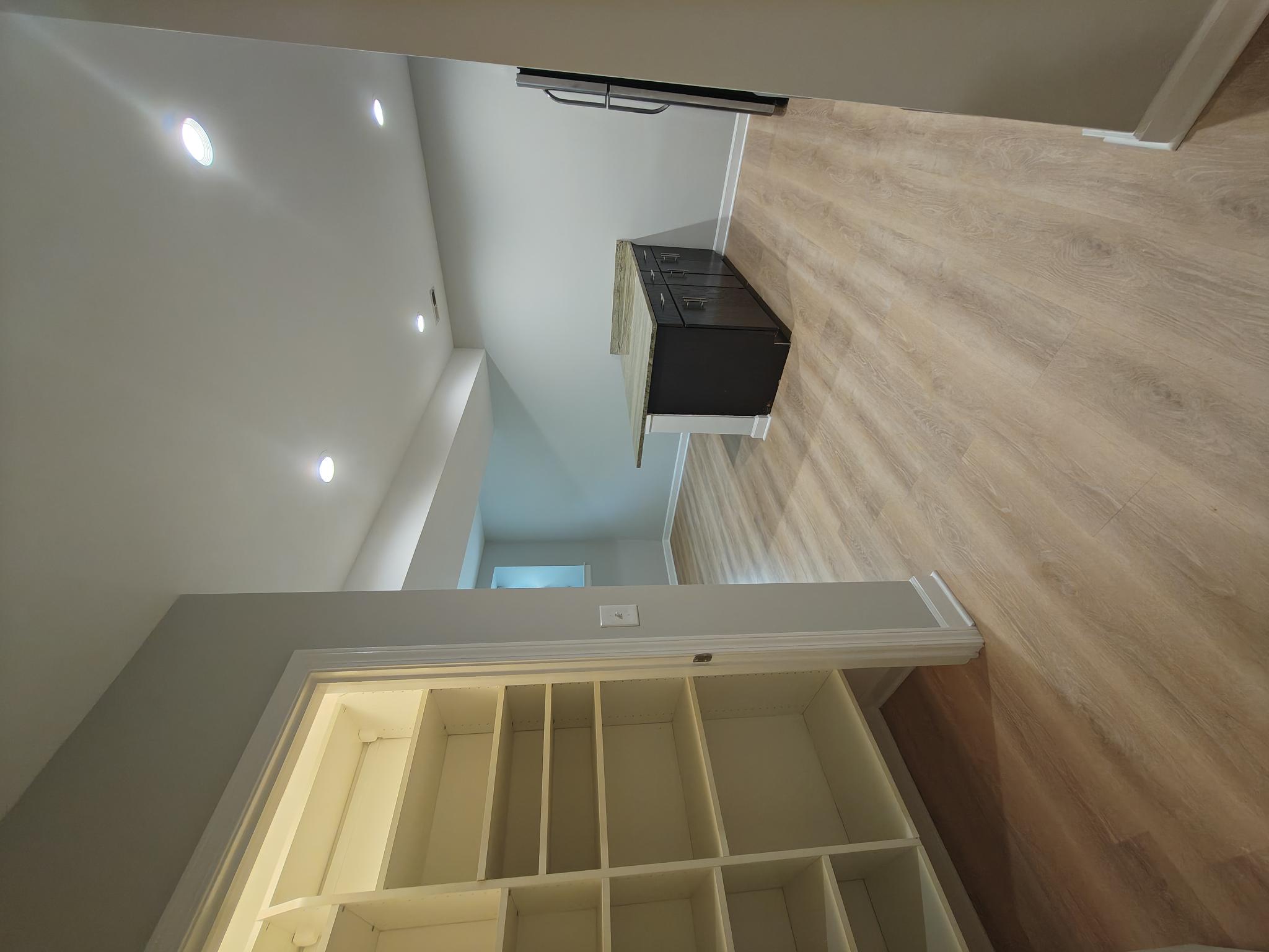 673 W. Roscoe St. 673 W. Roscoe St., Chicago, IL 60657