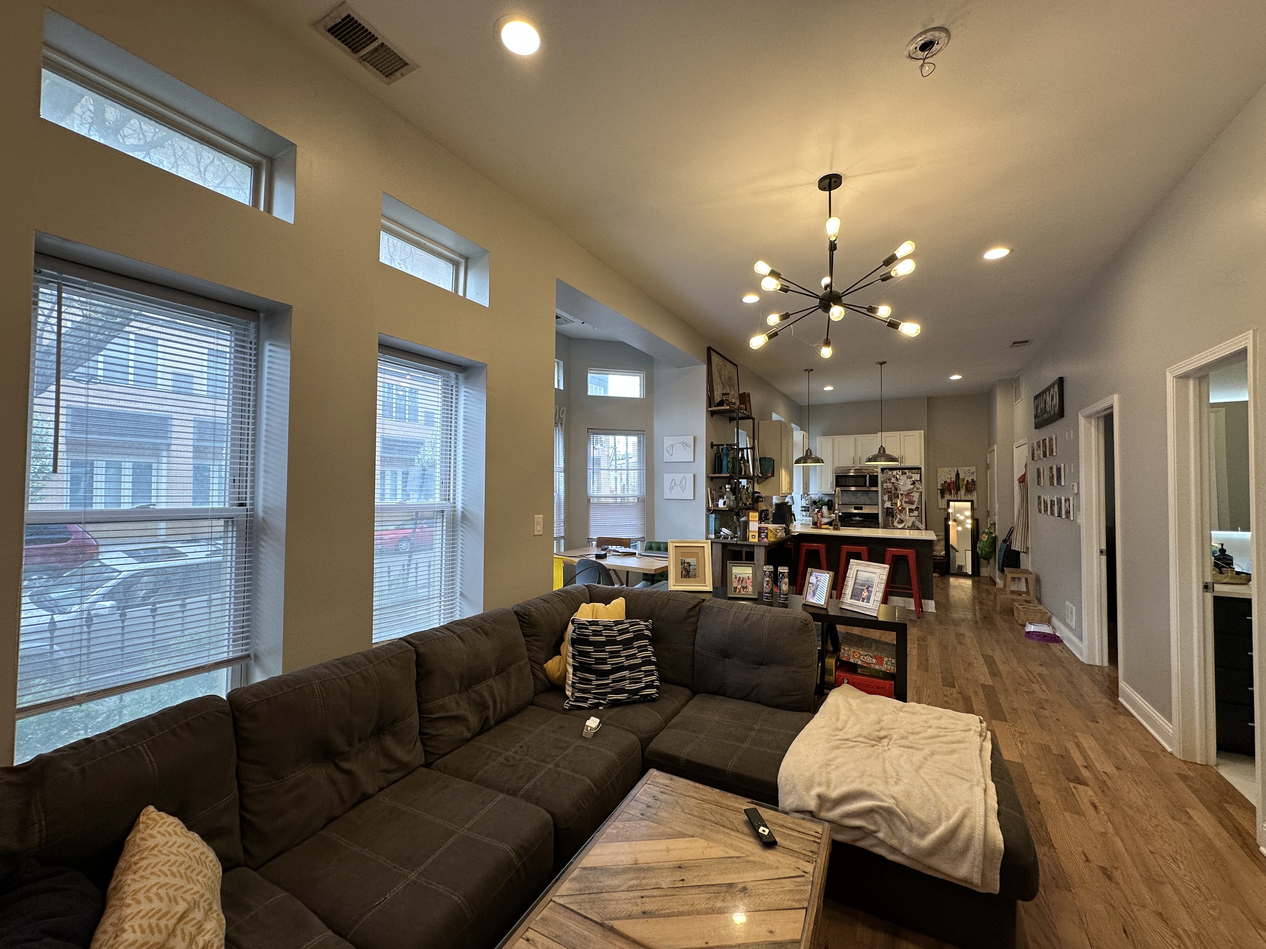 2021 N. Campbell Ave /2439 W. McLean Ave 2021 N. Campbell Ave, Chicago, IL 60647 - Leasing by Cross Street